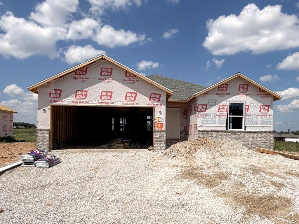 Photo 2 - Residential for sale – 789 W Brook Hollow Road  Nixa, MO