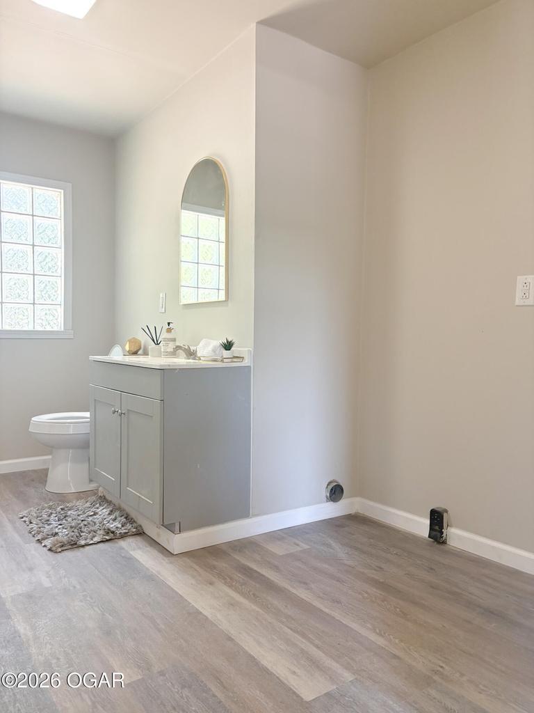Photo 18 - Residential for sale – 801 S High Street  Neosho, MO