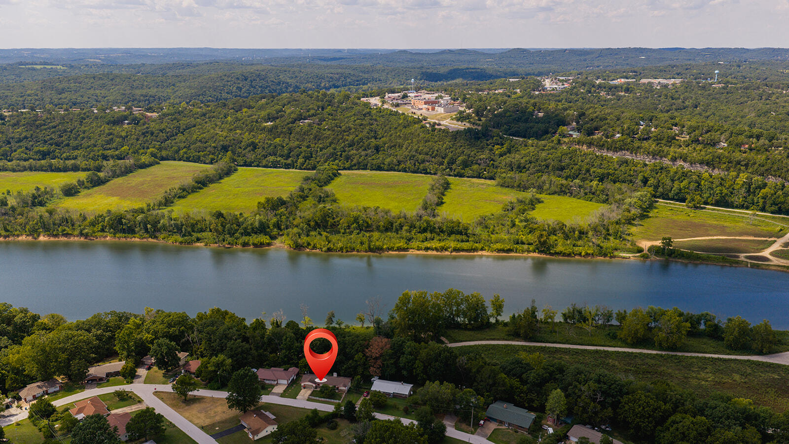 Photo 7 - Residential for sale – 718  Baker Street  Forsyth, MO