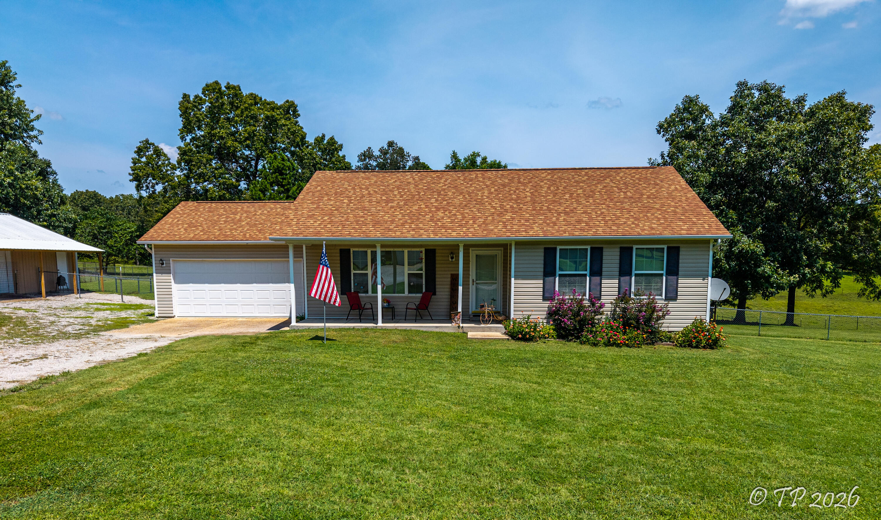 Photo 2 - Residential for sale – 5879  County Road 1580   West Plains, MO