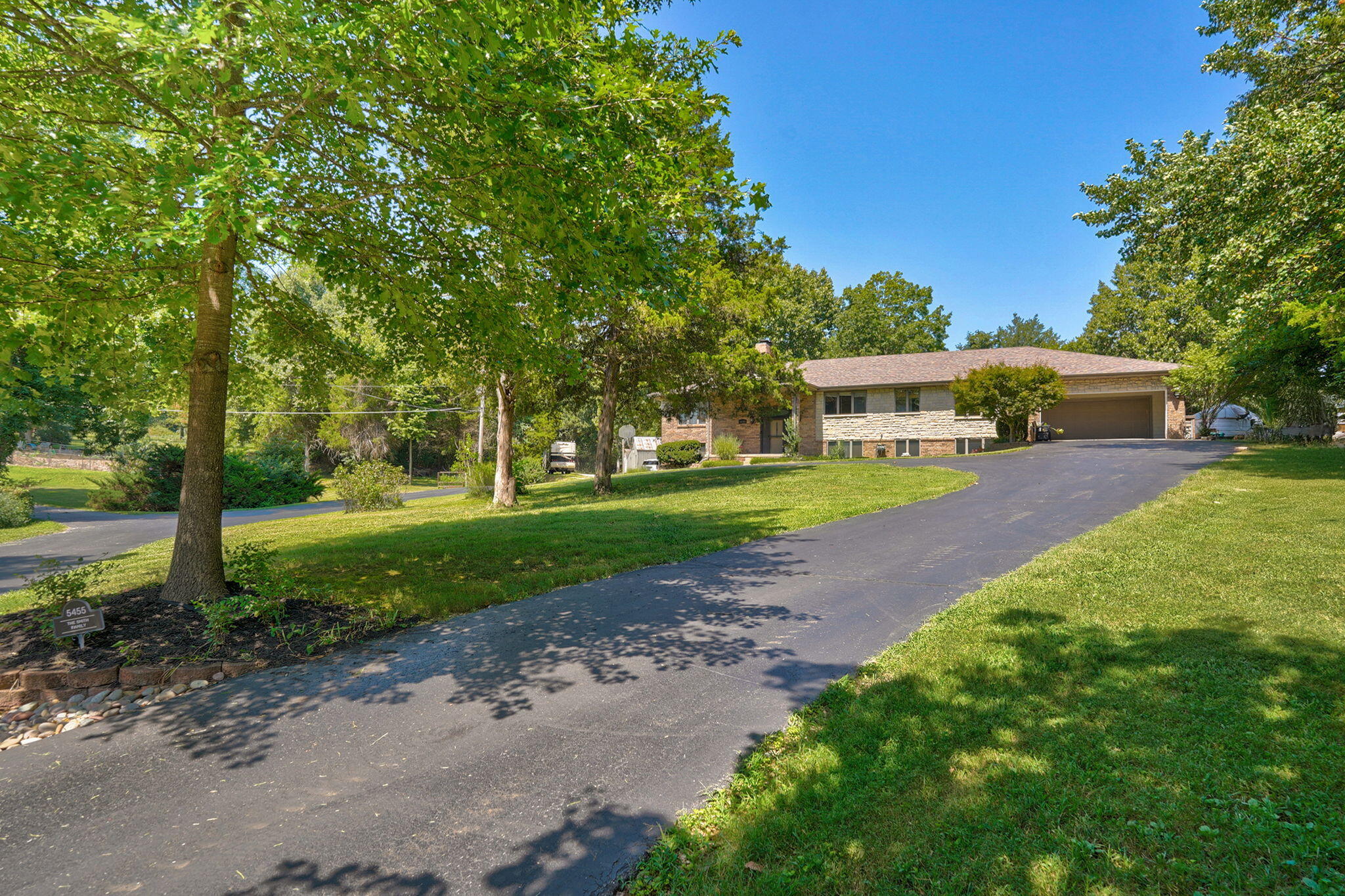 Photo 7 - Residential for sale – 5455 S Farm Road 137   Springfield, MO