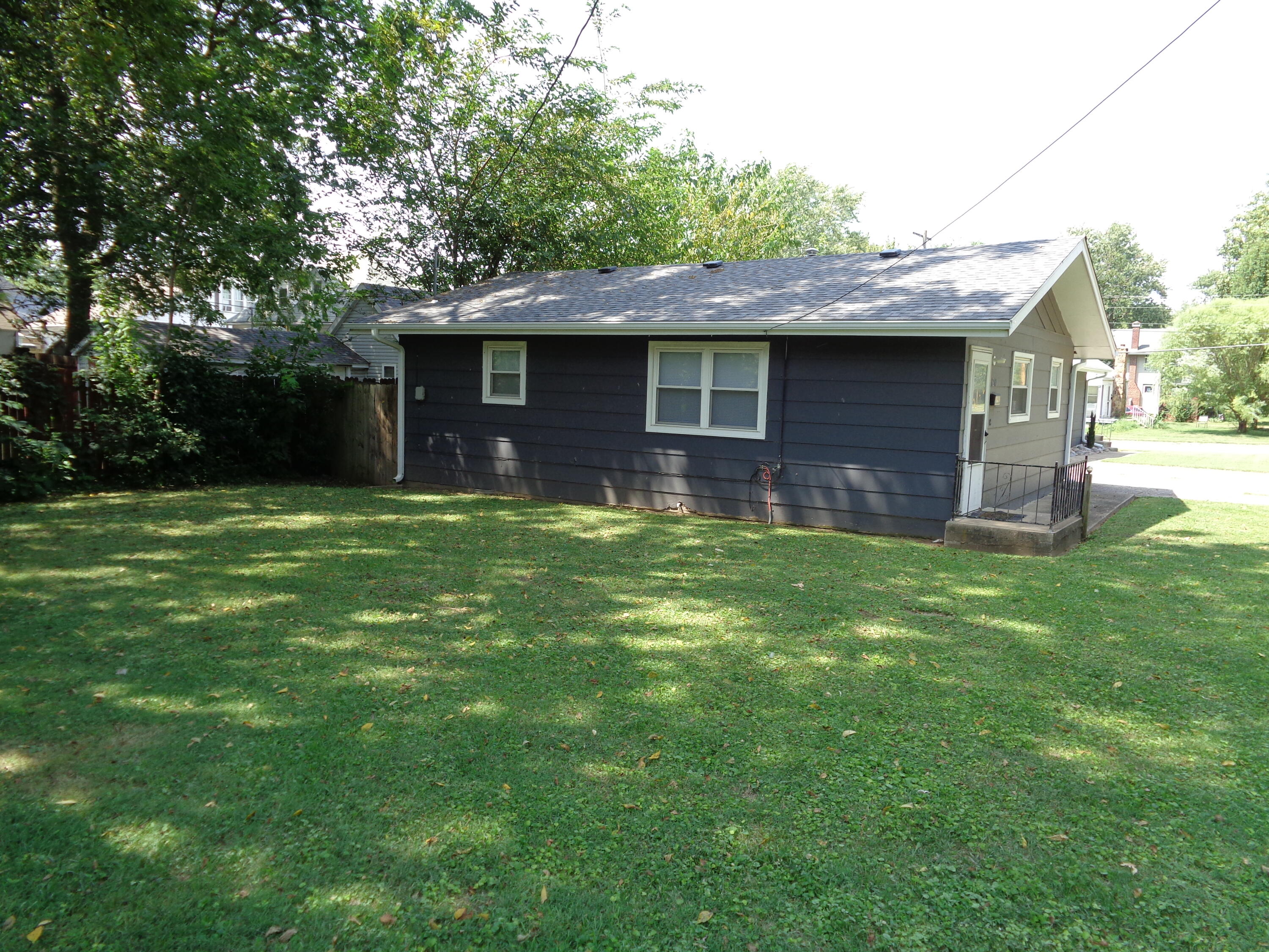 Photo 4 - Residential Income for sale – 1200 W Atlantic Street  Springfield, MO