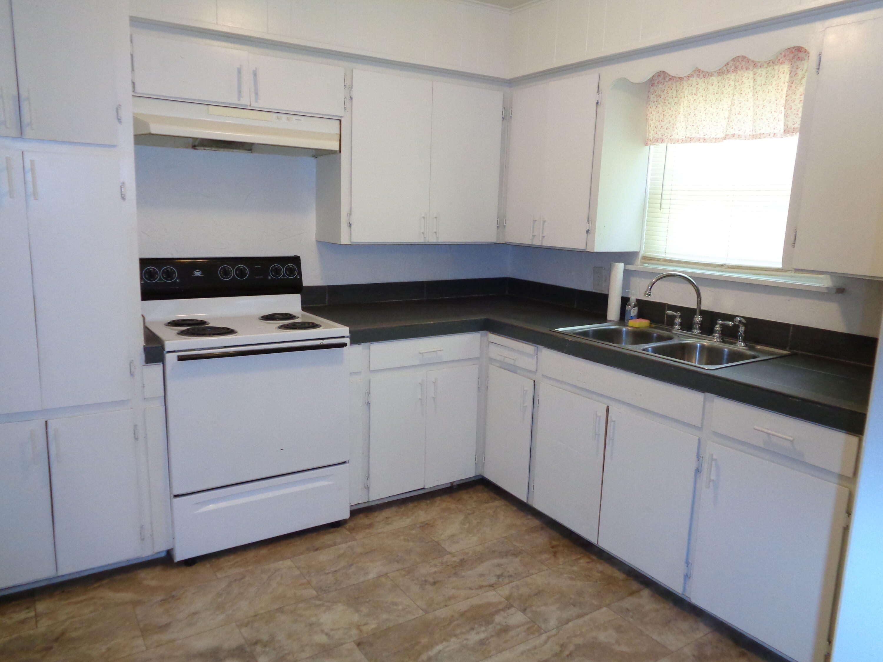 Photo 12 - Residential Income for sale – 1200 W Atlantic Street  Springfield, MO