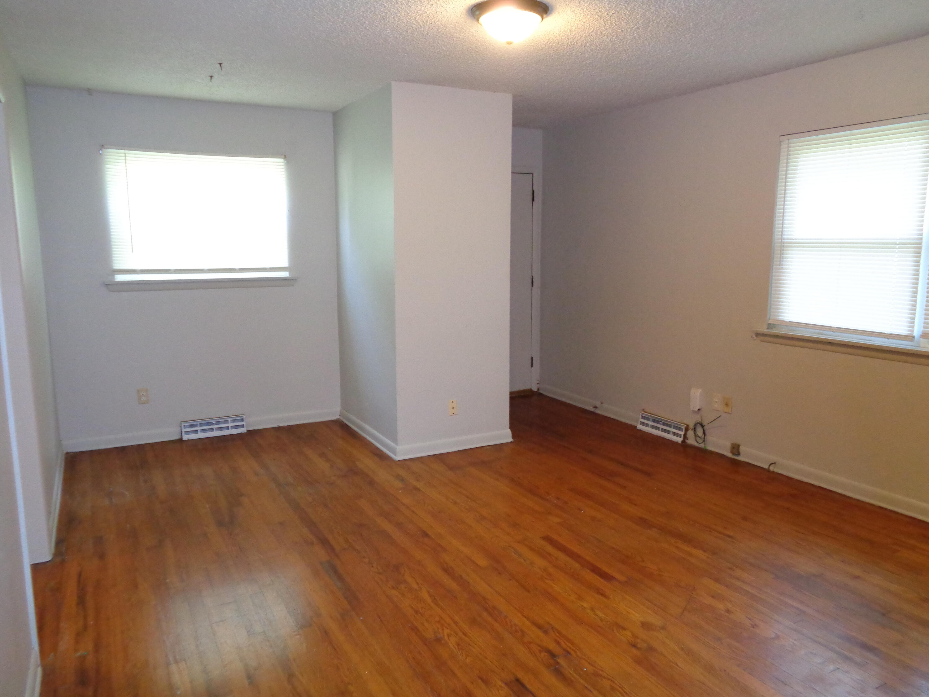 Photo 6 - Residential Income for sale – 1200 W Atlantic Street  Springfield, MO