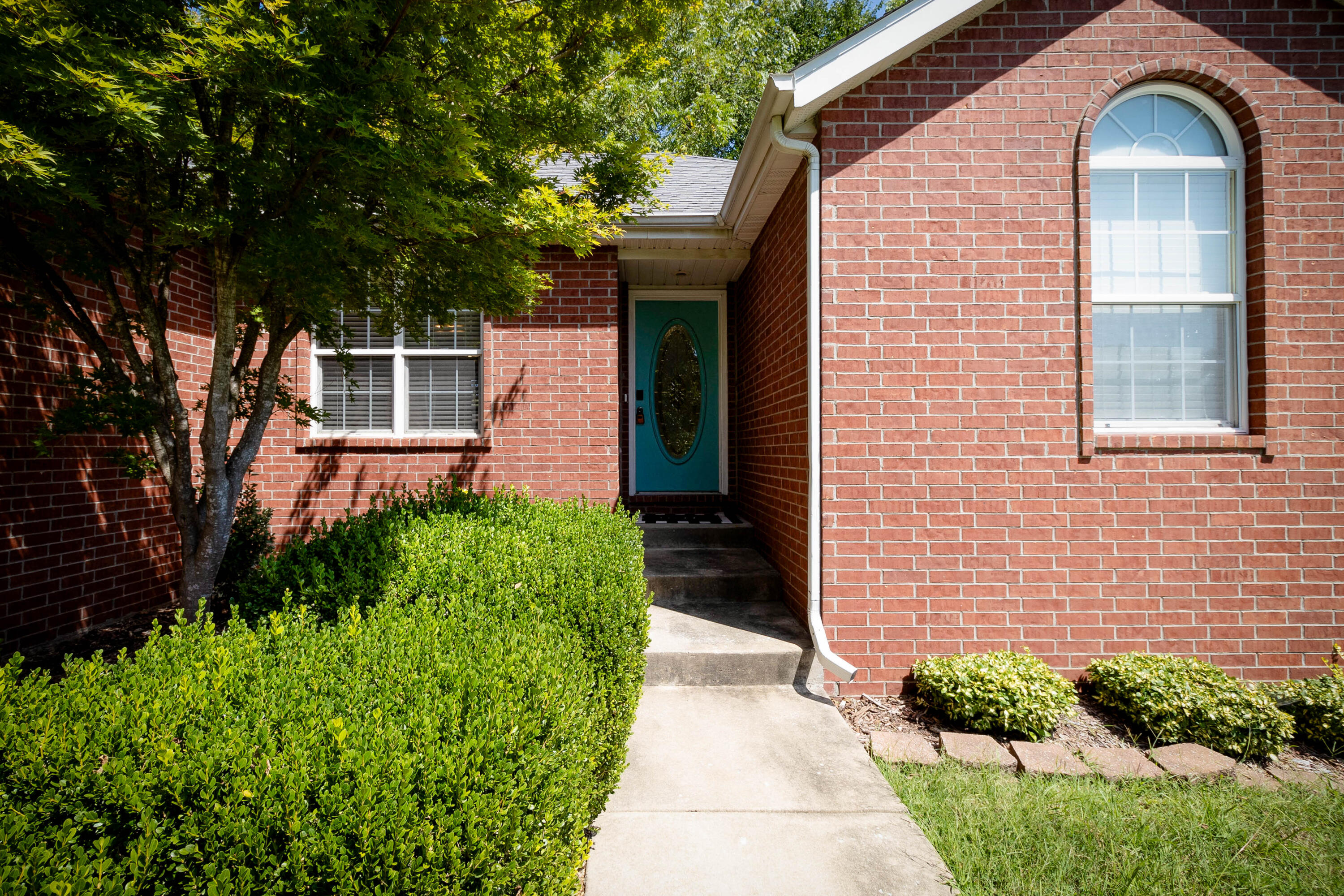 Photo 4 - Residential for sale – 107 W Twin Oak Drive  Nixa, MO