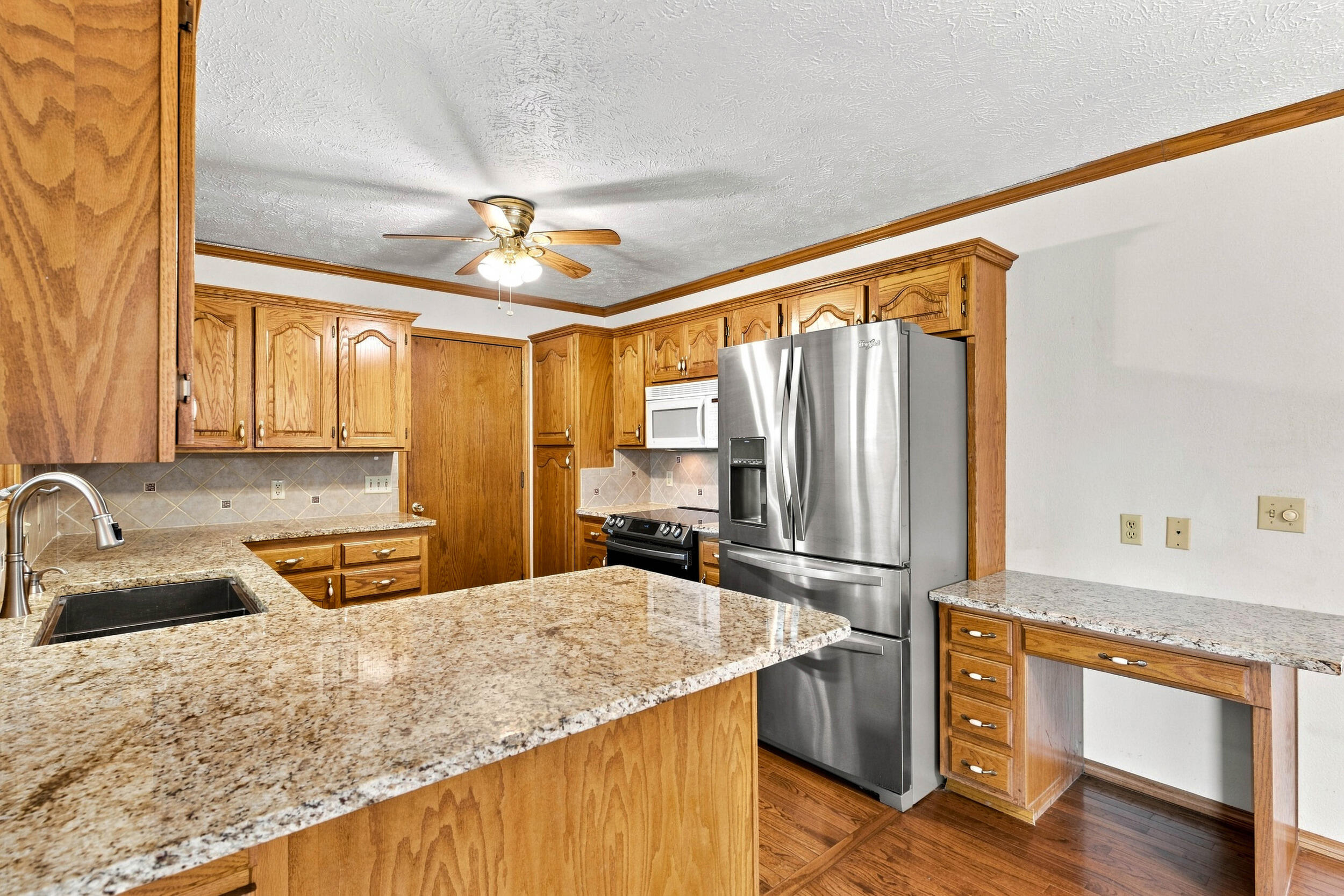 Photo 5 - Residential for sale – 457  Nightcap Drive  Billings, MO