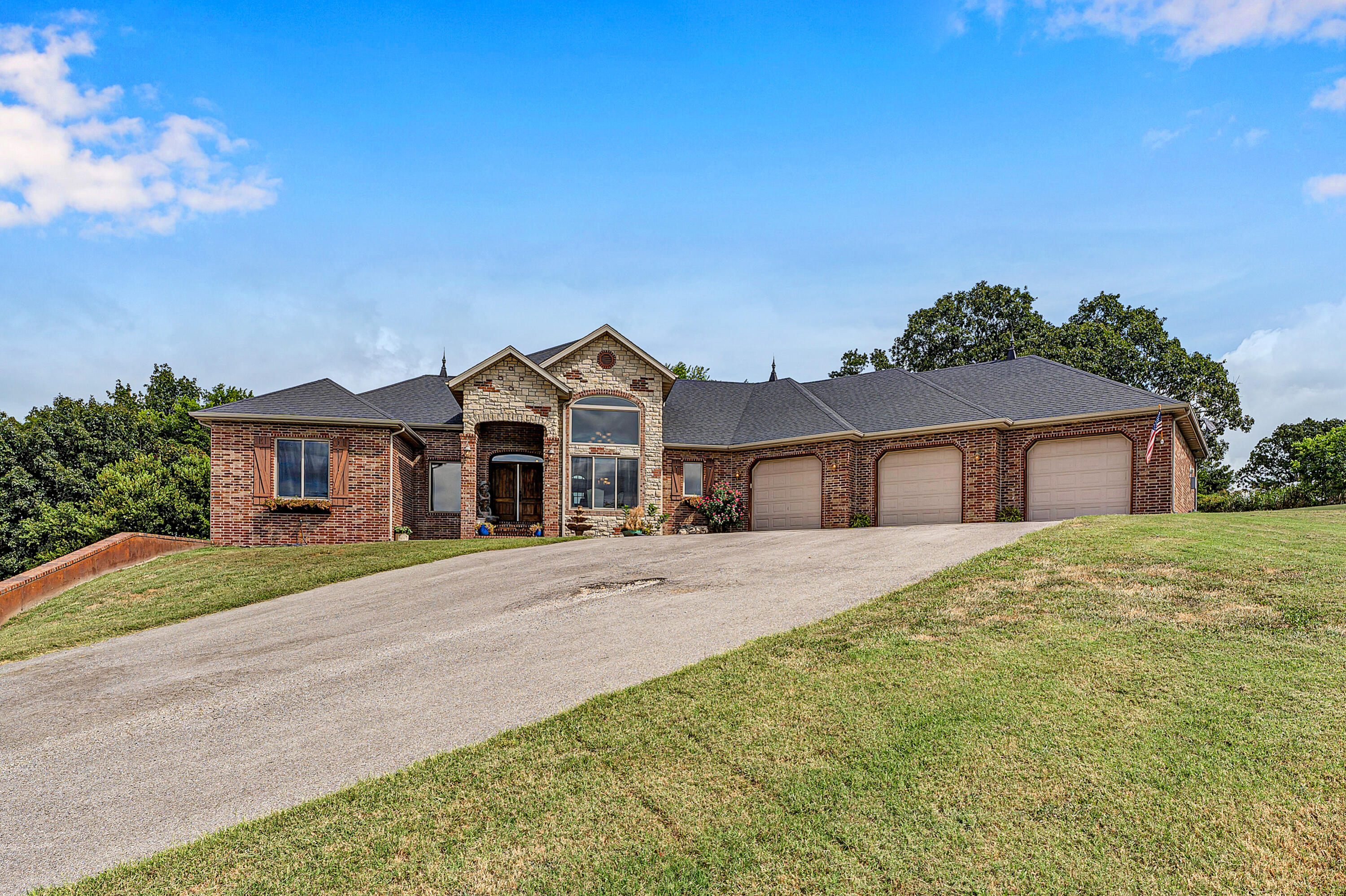 Photo 4 - Residential for sale – 11423  Benjamin   Republic, MO