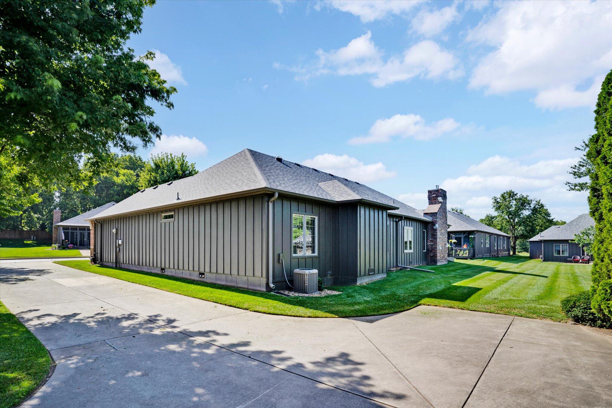 Photo 30 - Residential for sale – 1750 W Bennett Street  Springfield, MO