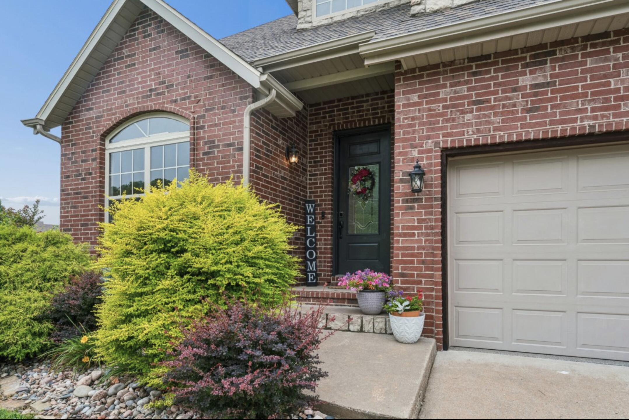 Photo 4 - Residential for sale – 653  Greer Avenue  Nixa, MO