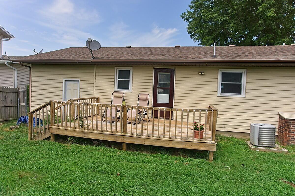 Photo 5 - Residential for sale – 103 E Willow Street  Mansfield, MO