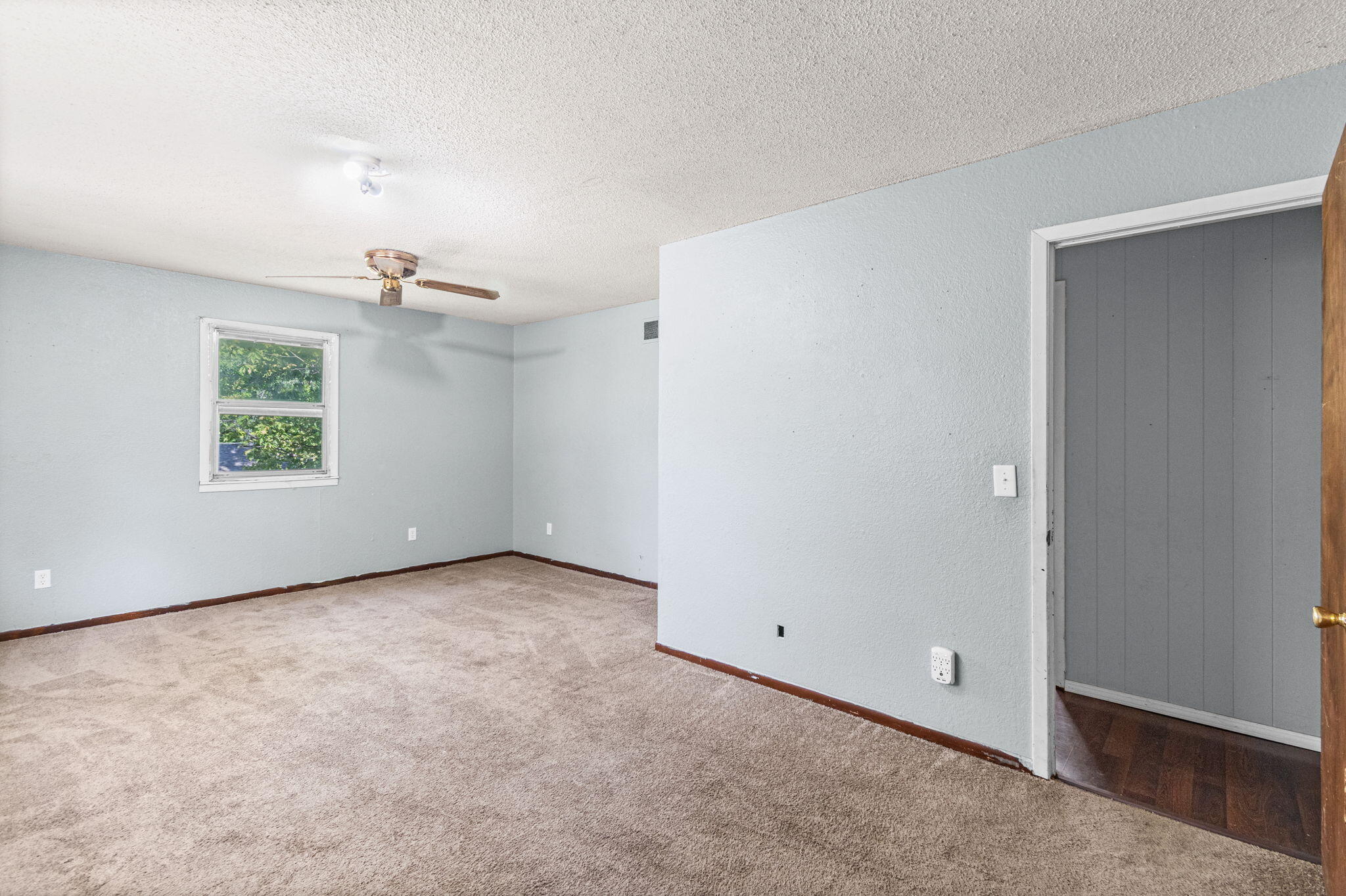 Photo 12 - Residential for sale – 116 W Marshall Street  El Dorado Springs, MO