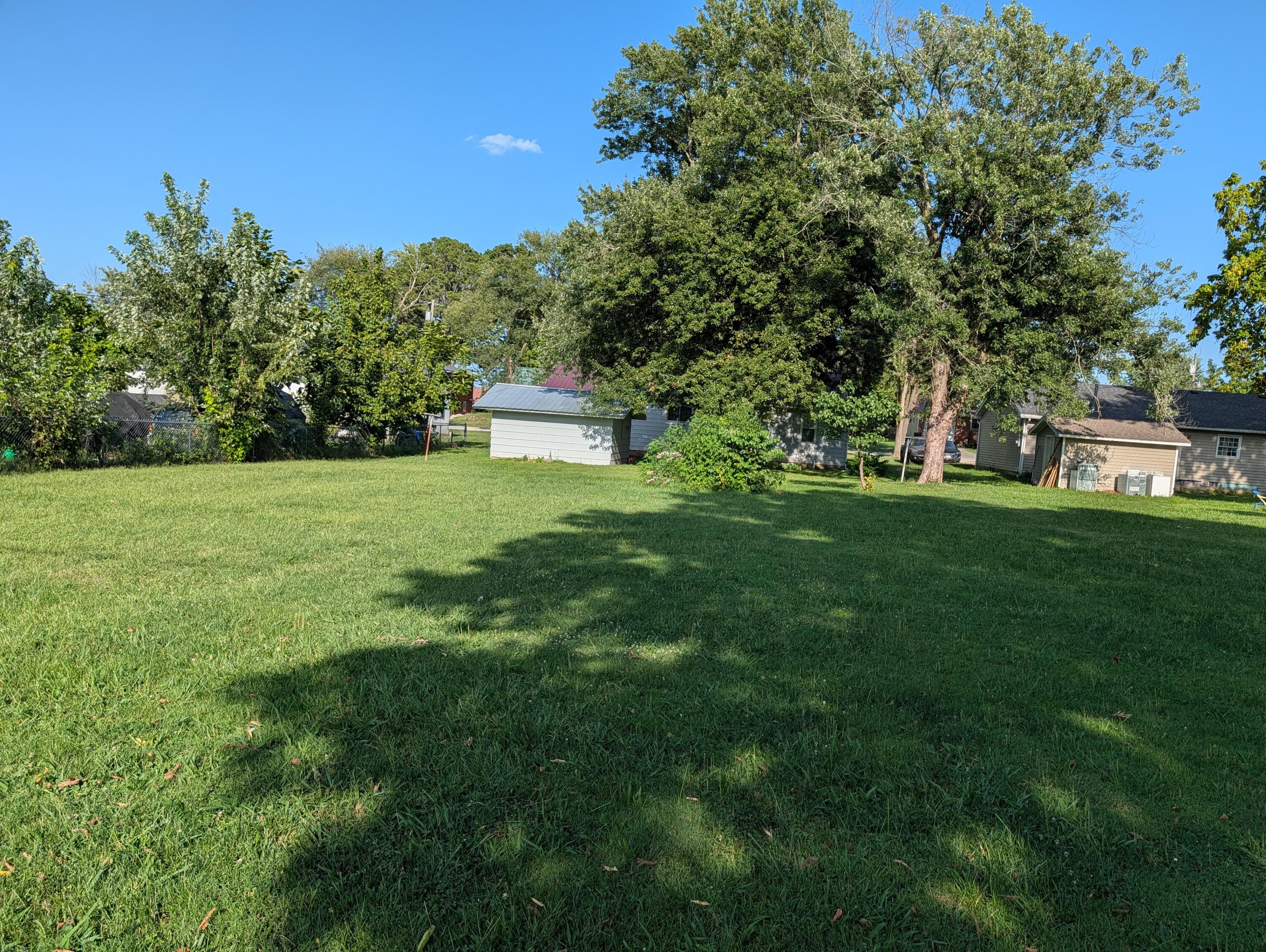 Photo 35 - Residential for sale – 121 N Charles Street  Seymour, MO