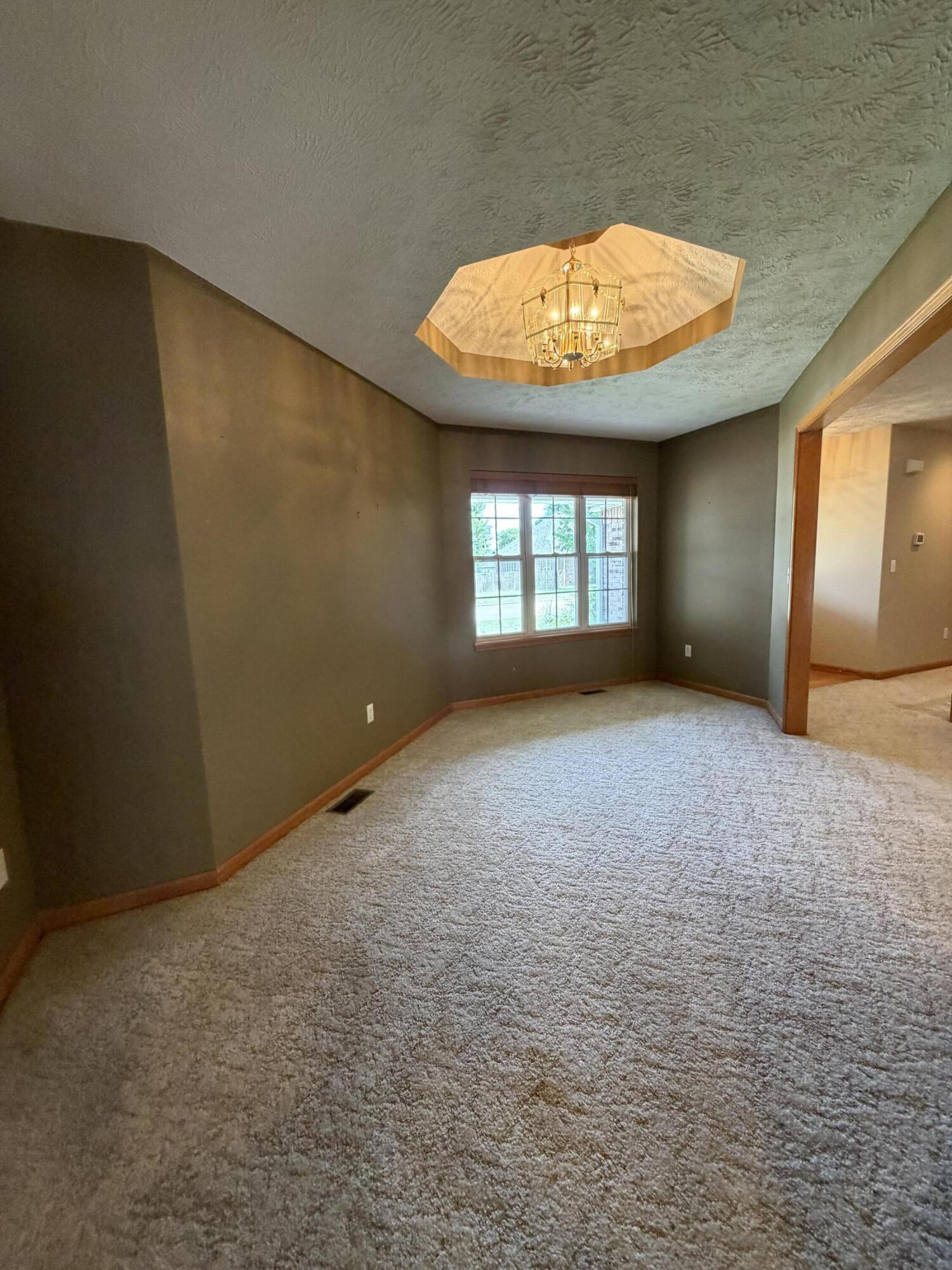 Photo 12 - Residential for sale – 1661 N Main Avenue  Bolivar, MO