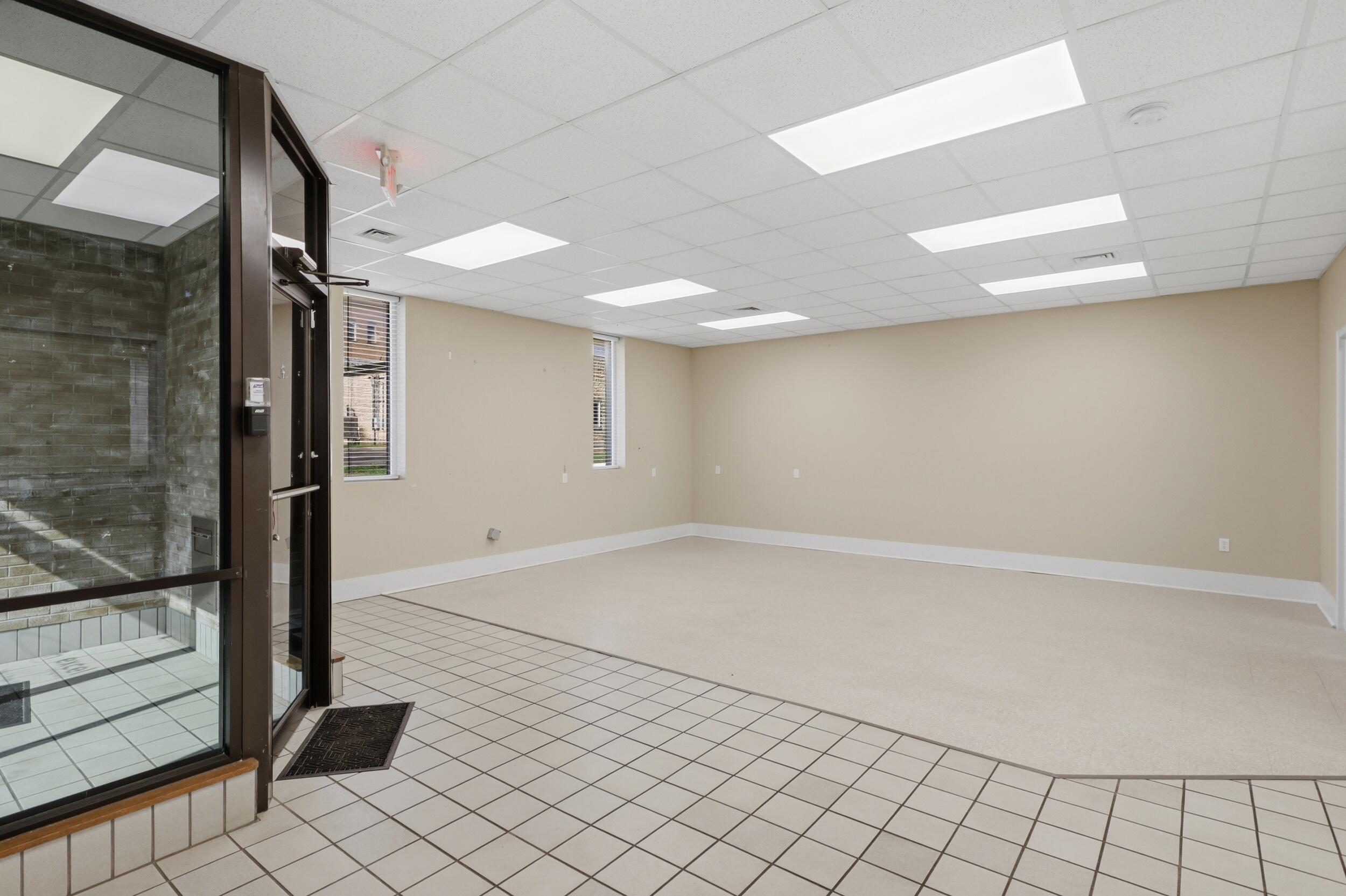 Photo 8 - Commercial Sale for sale – 304 S Pine Street  Buffalo, MO