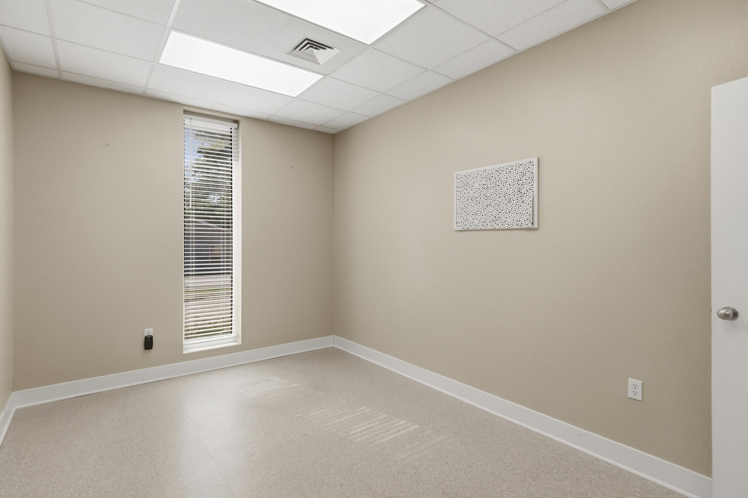 Photo 24 - Commercial Sale for sale – 304 S Pine Street  Buffalo, MO