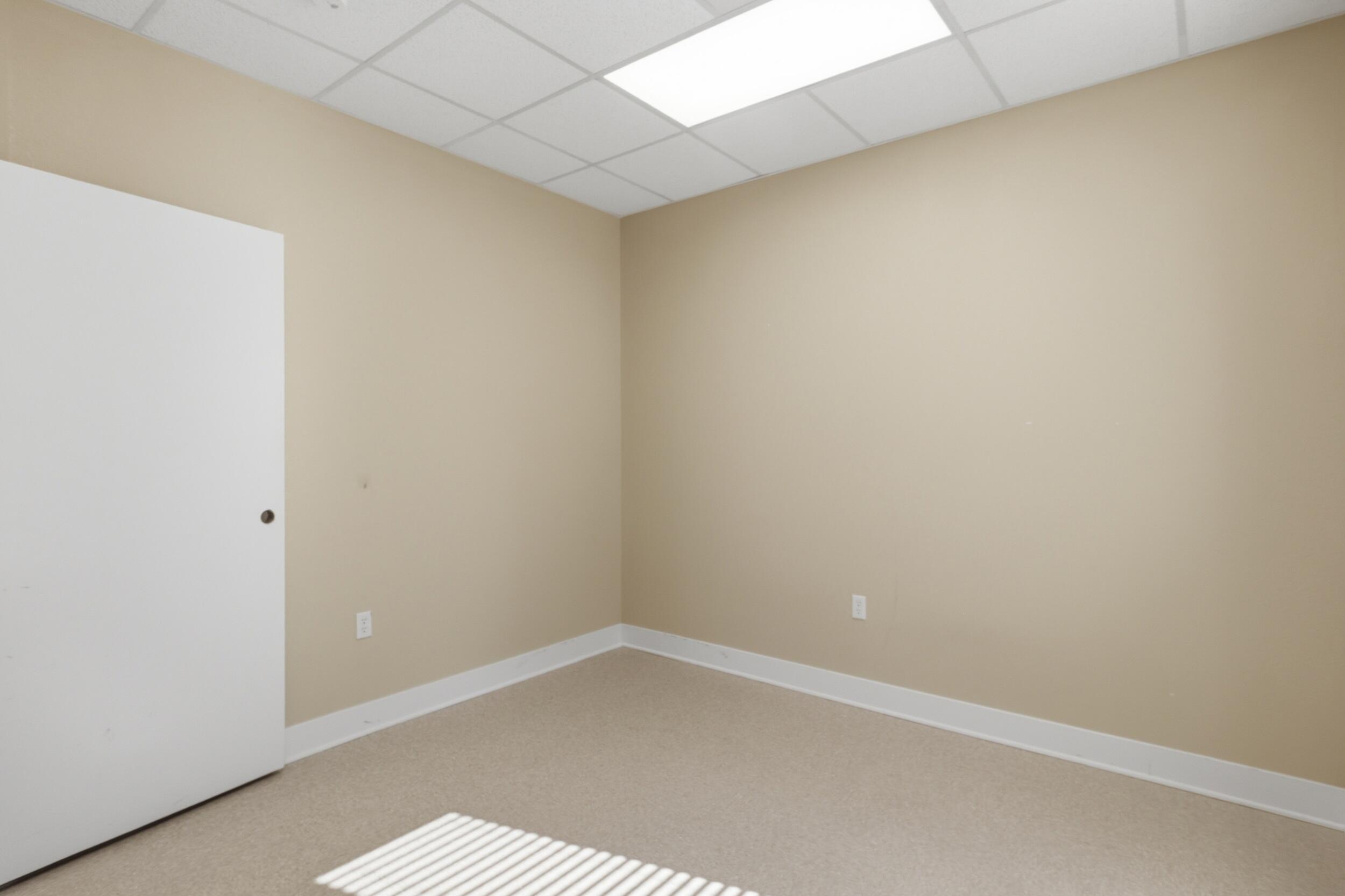 Photo 14 - Commercial Sale for sale – 304 S Pine Street  Buffalo, MO