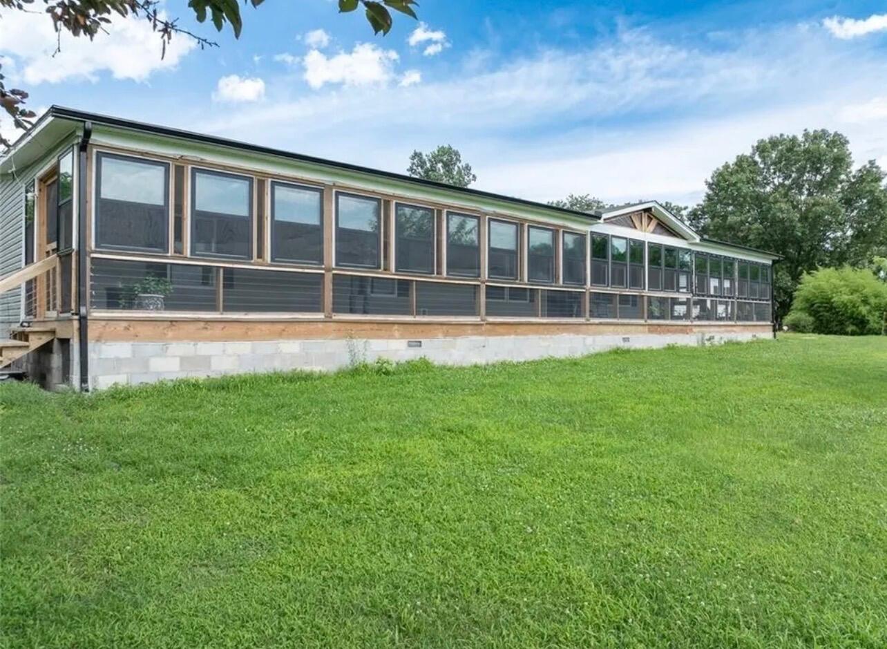 Photo 3 - Residential for sale – 17905  Raven Road  Granby, MO