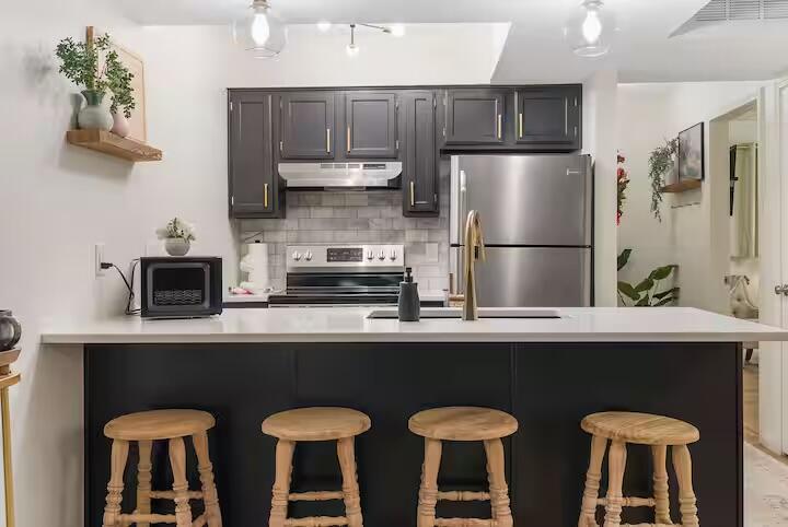 Photo 5 - Residential for sale – 412  Notch Lane  Branson West, MO