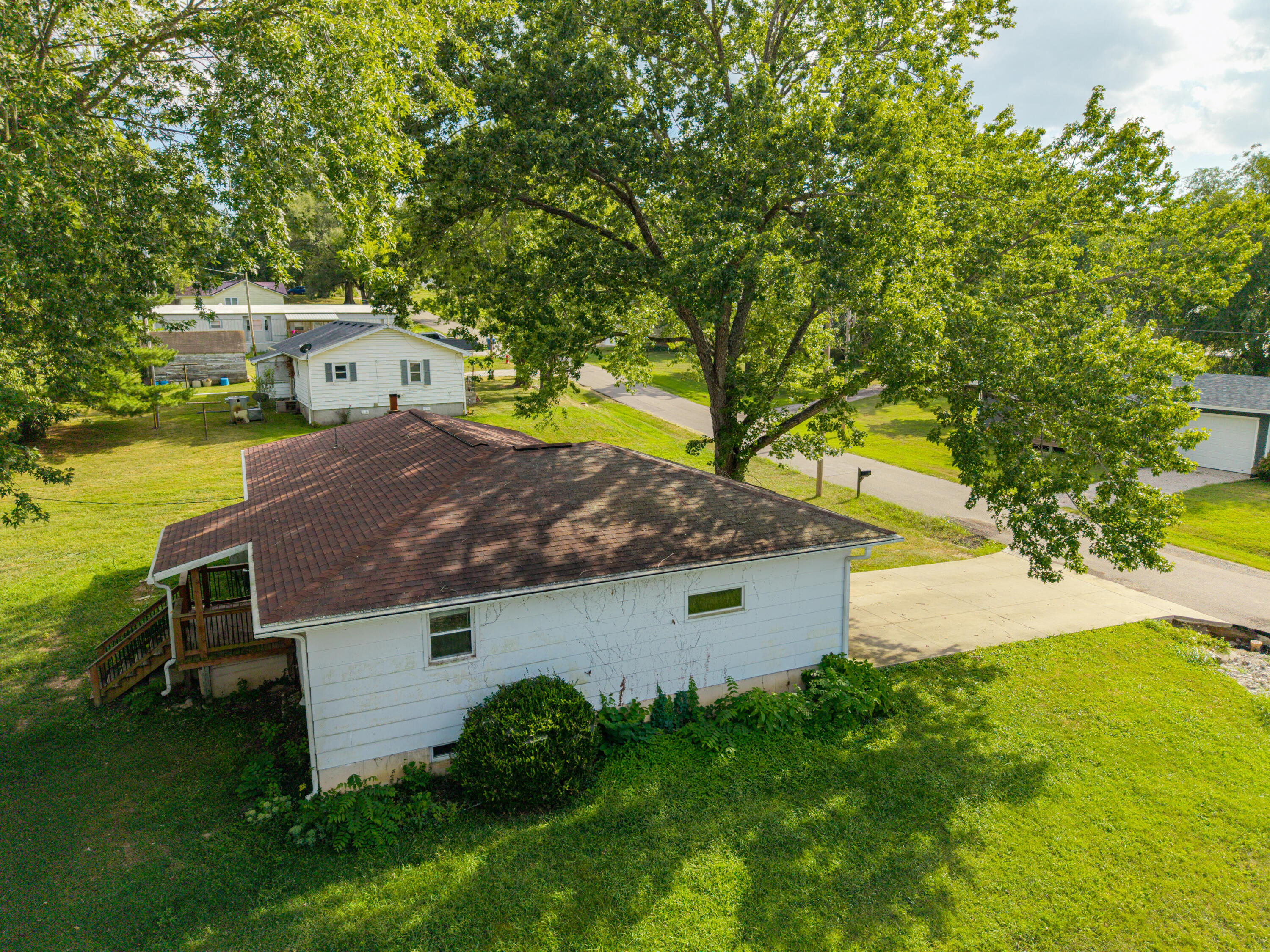 Photo 8 - Residential for sale – 330 S Archer Avenue  Hartville, MO