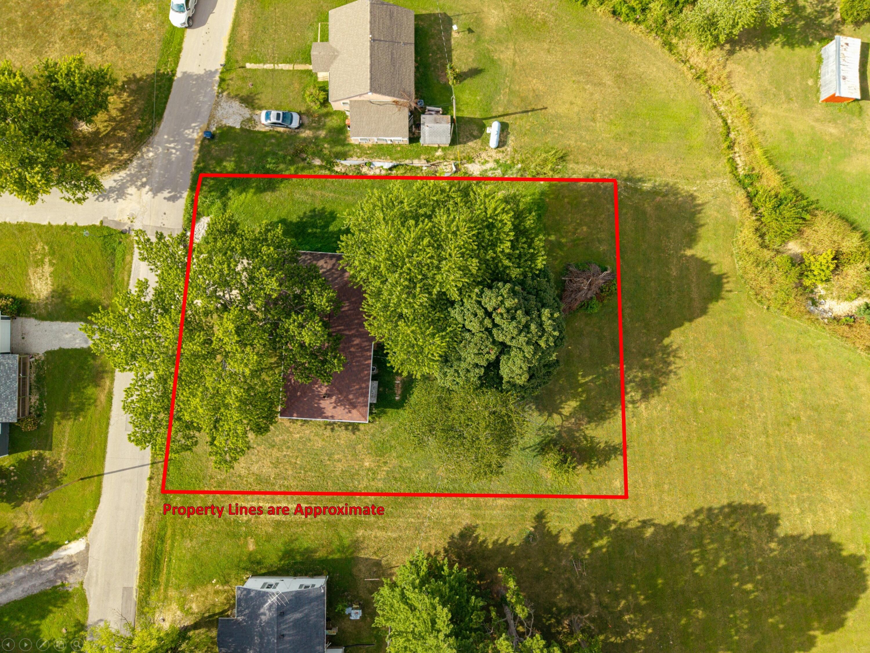 Photo 11 - Residential for sale – 330 S Archer Avenue  Hartville, MO