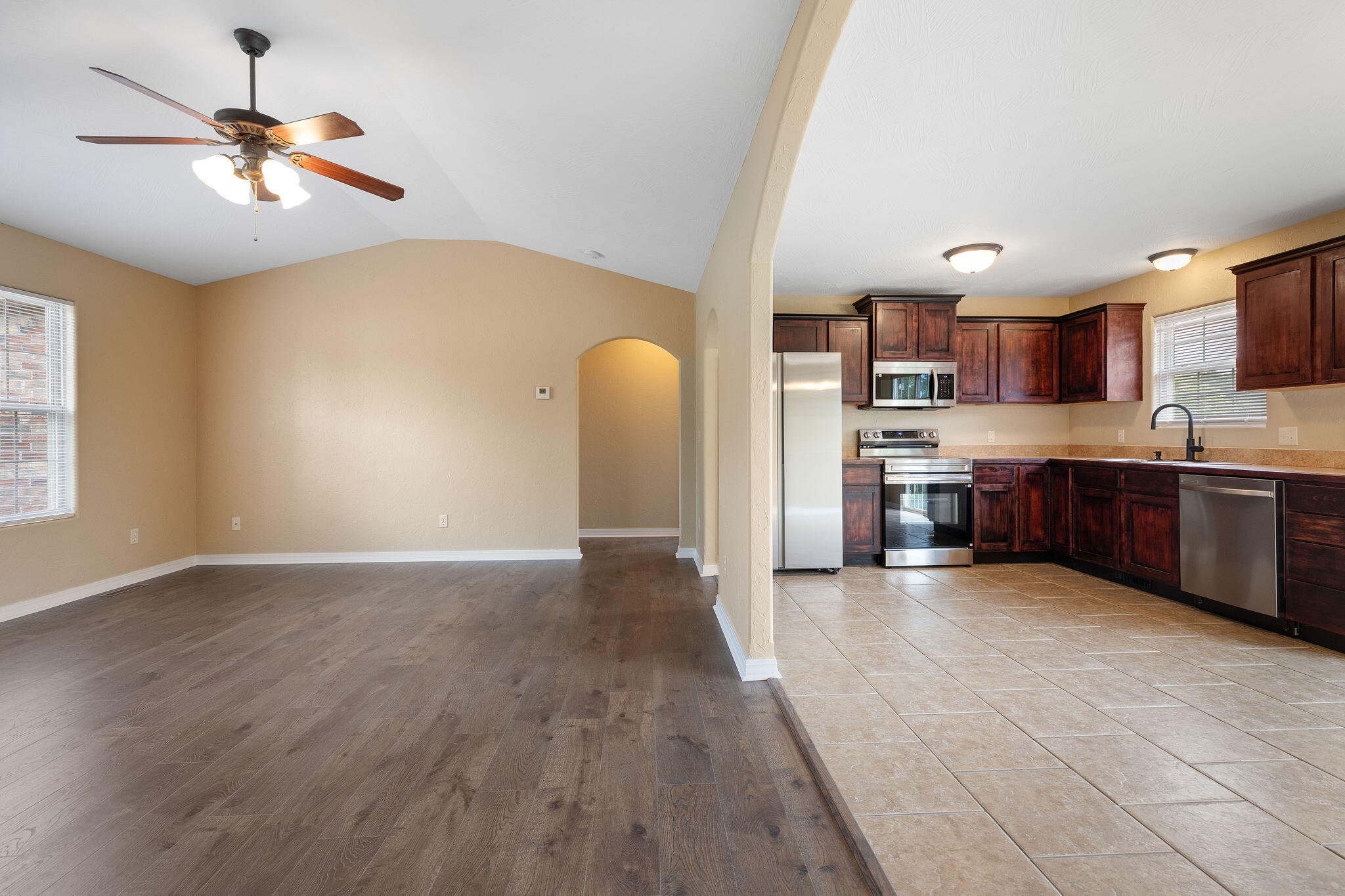 Photo 9 - Residential for sale – 595  Amber Avenue  Hollister, MO