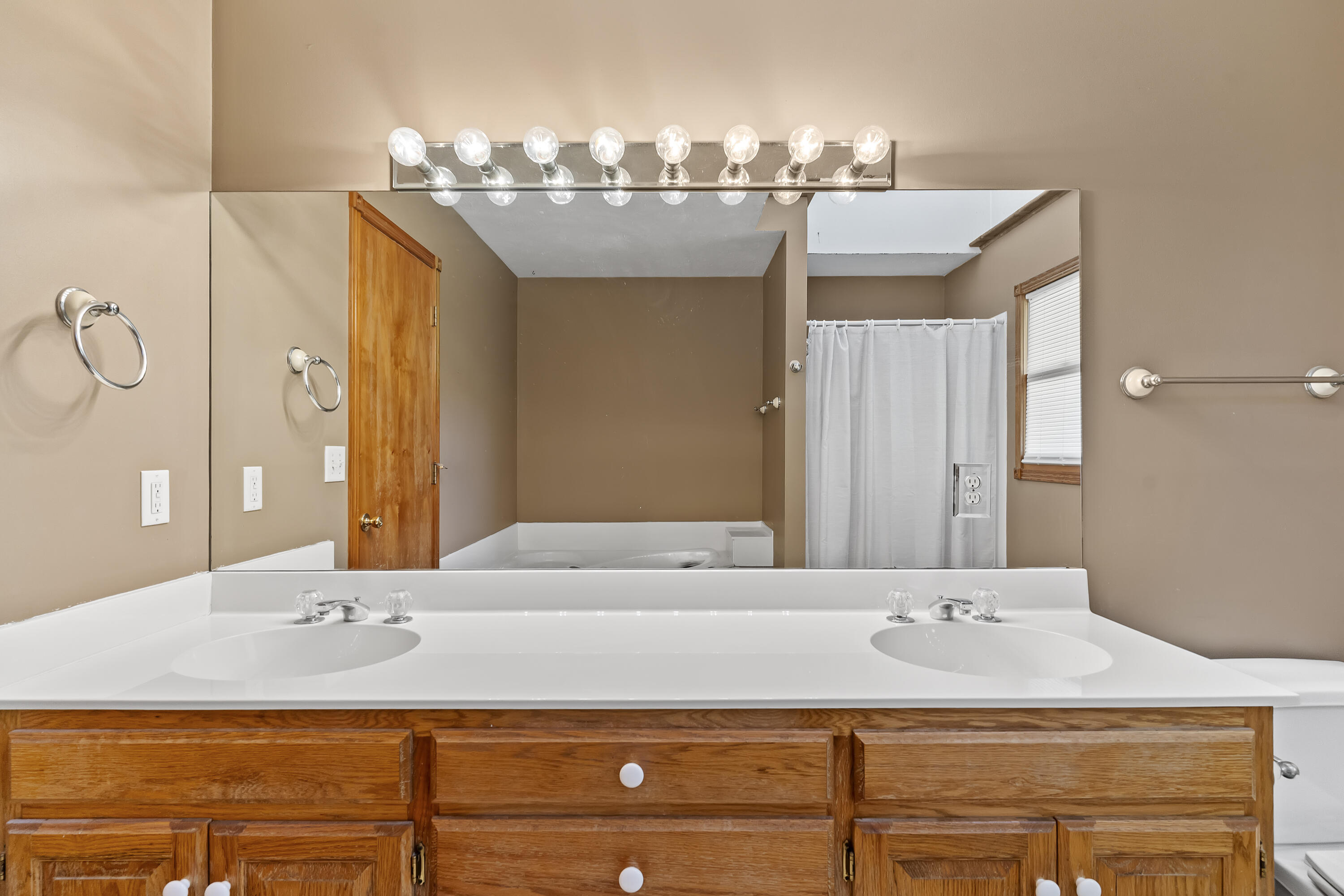 Photo 23 - Residential for sale – 2065 W Horse Haven Trail  Nixa, MO