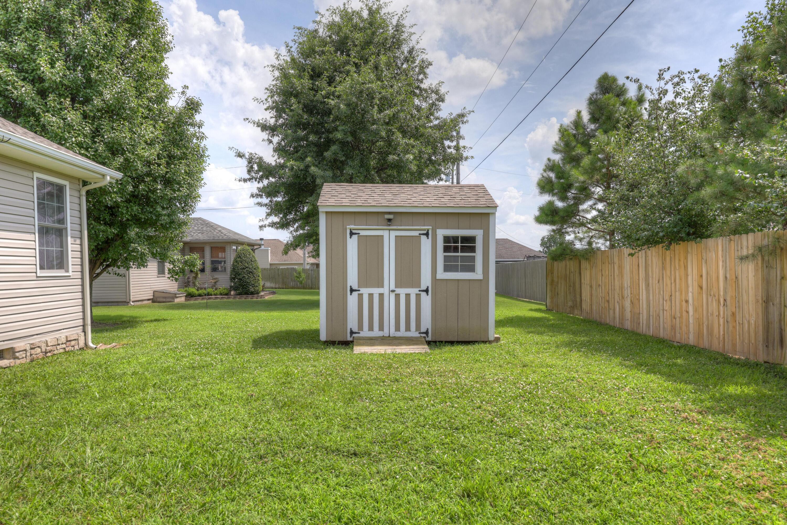 Photo 4 - Residential for sale – 2812 S Monroe Avenue  Joplin, MO