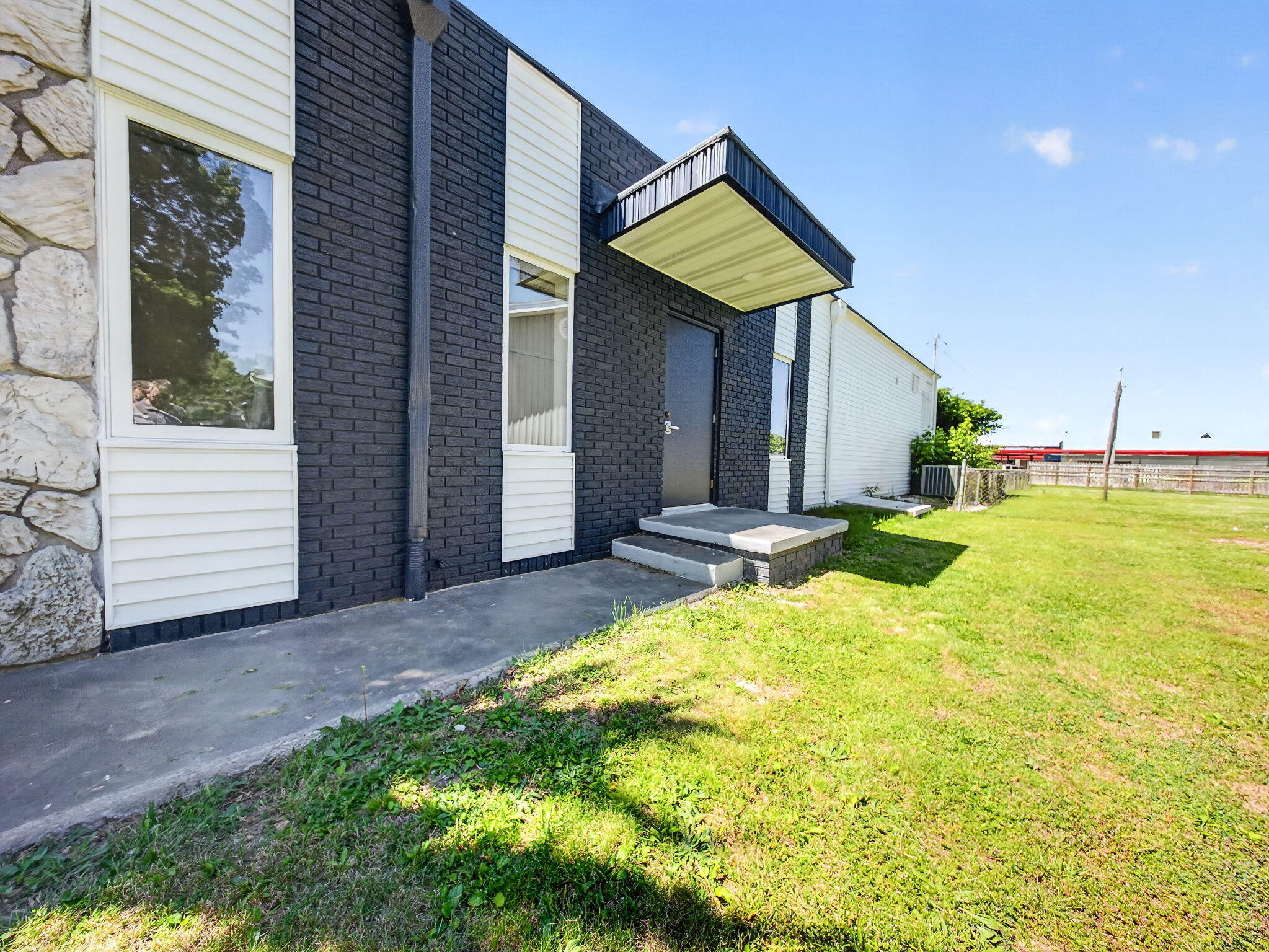 Photo 37 - Commercial Sale for sale – 103 N Old Wilderness Road  Nixa, MO