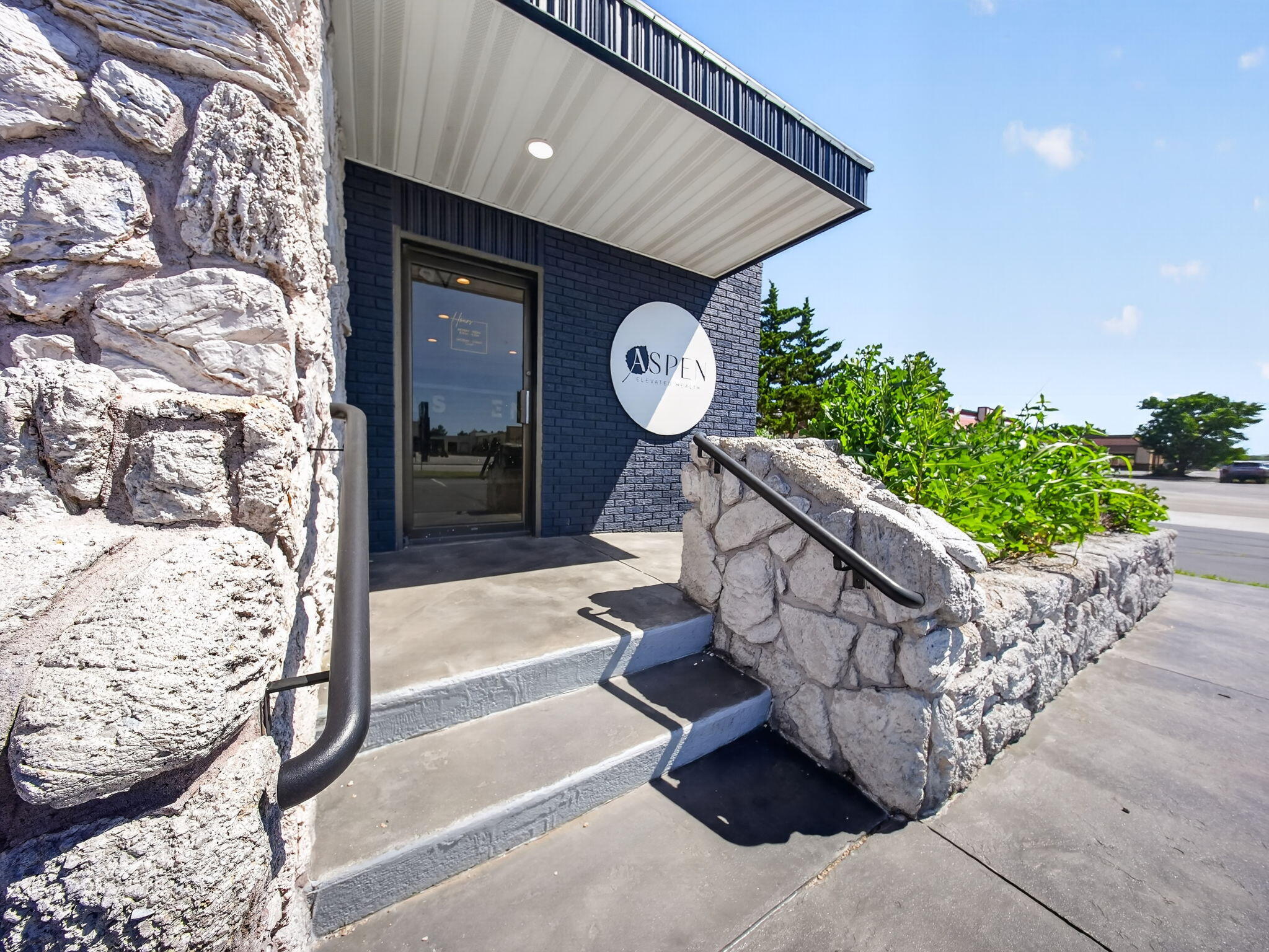 Photo 5 - Commercial Sale for sale – 103 N Old Wilderness Road  Nixa, MO