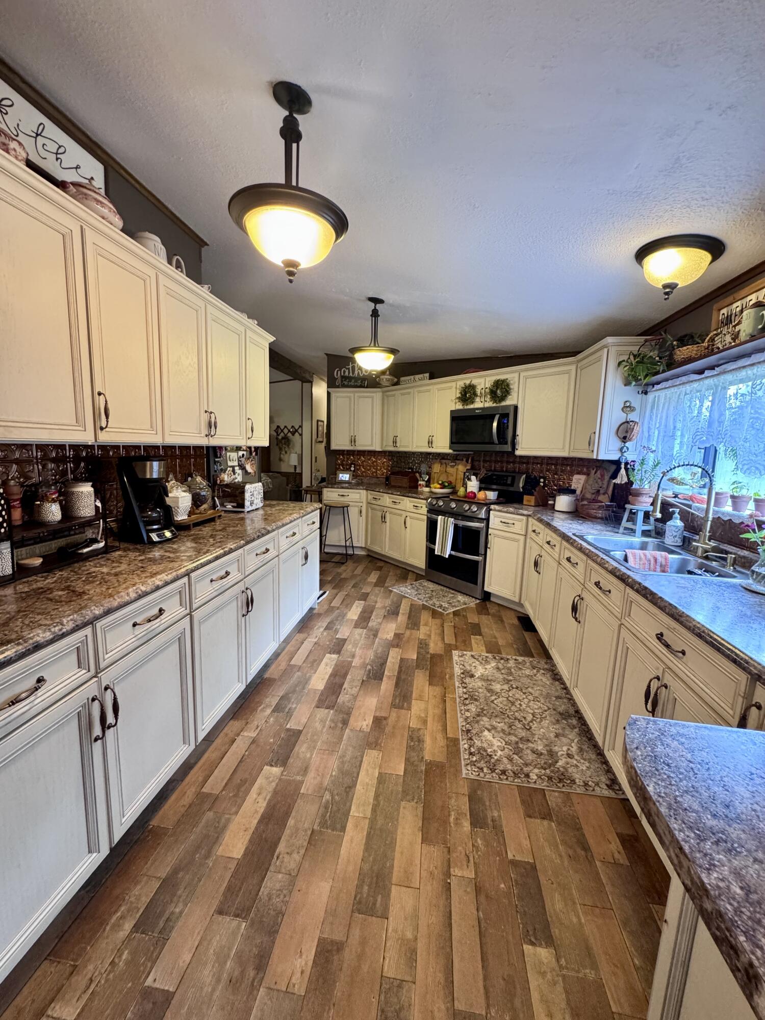 Photo 38 - Residential for sale – 8060  P Highway  Koshkonong, MO