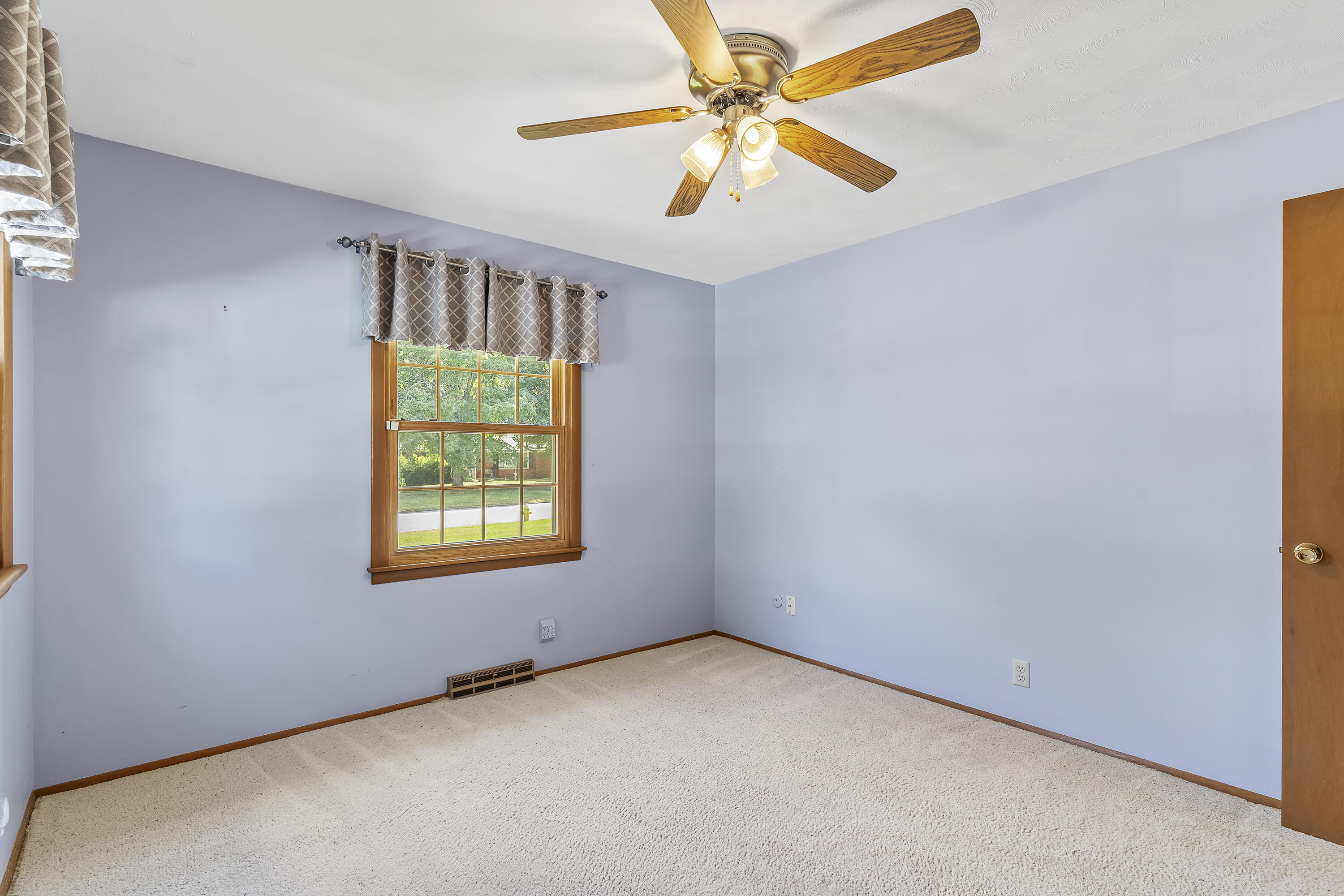 Photo 30 - Residential for sale – 831 W Sylvania Street  Springfield, MO