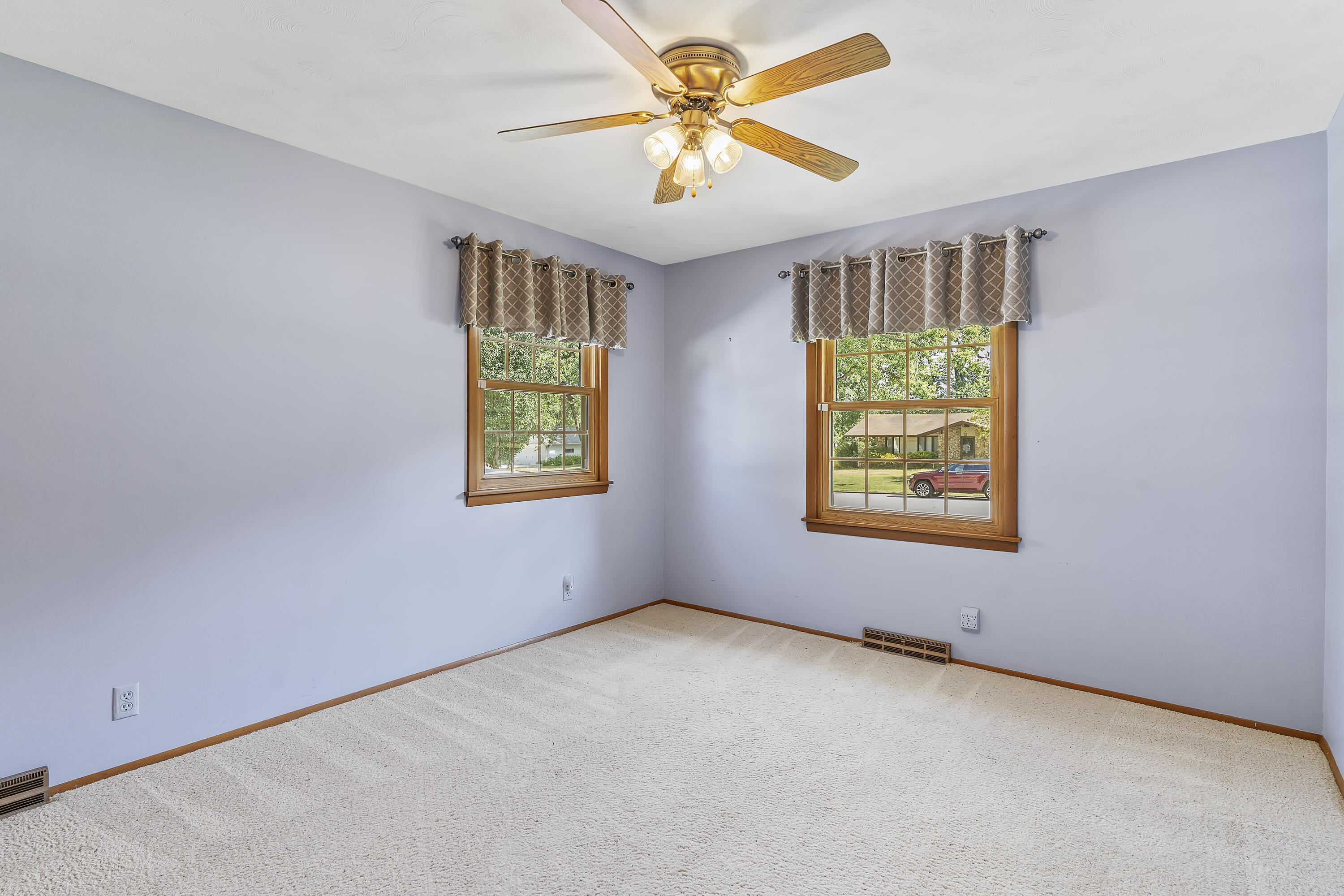 Photo 29 - Residential for sale – 831 W Sylvania Street  Springfield, MO