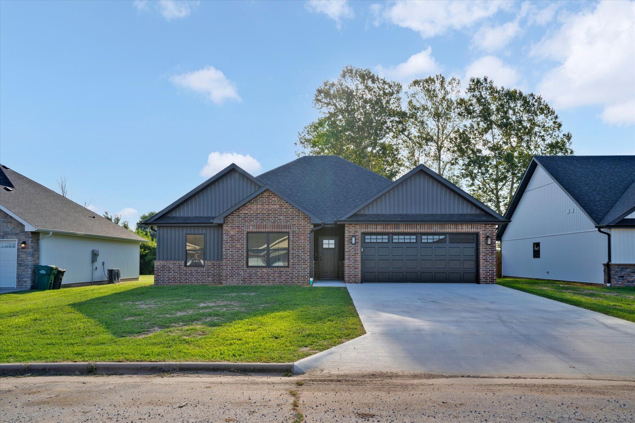 Photo 25 - Residential for sale – 2740 S Caden Lane  Bolivar, MO