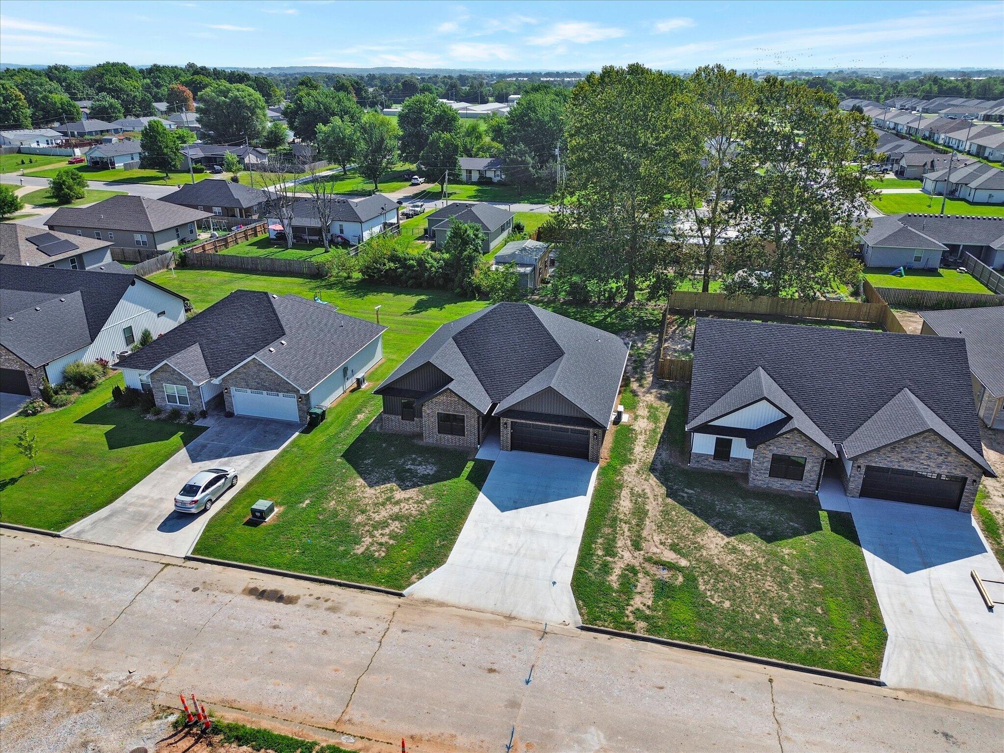 Photo 30 - Residential for sale – 2740 S Caden Lane  Bolivar, MO