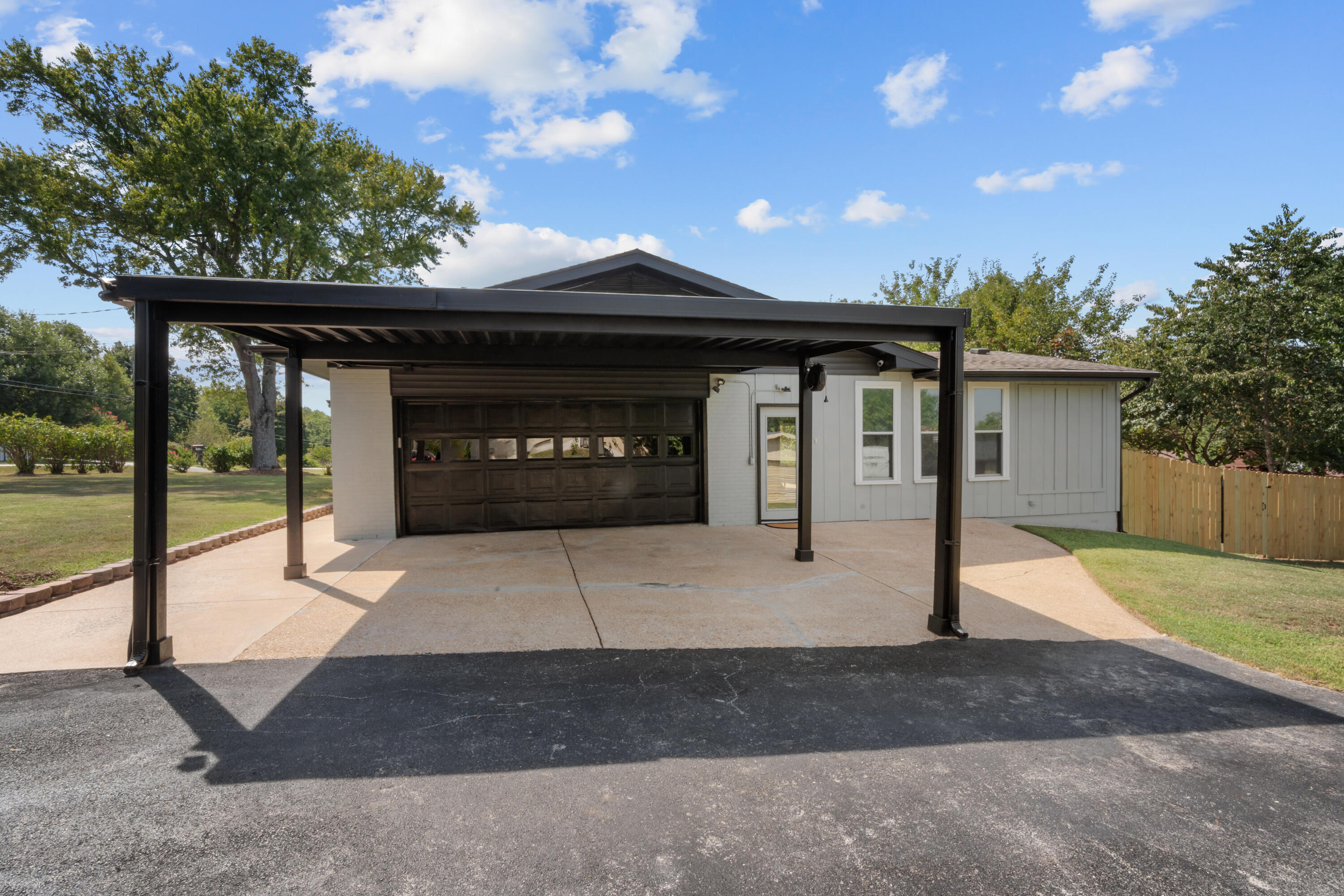 Photo 4 - Residential for sale – 456  Wayland Drive  Forsyth, MO