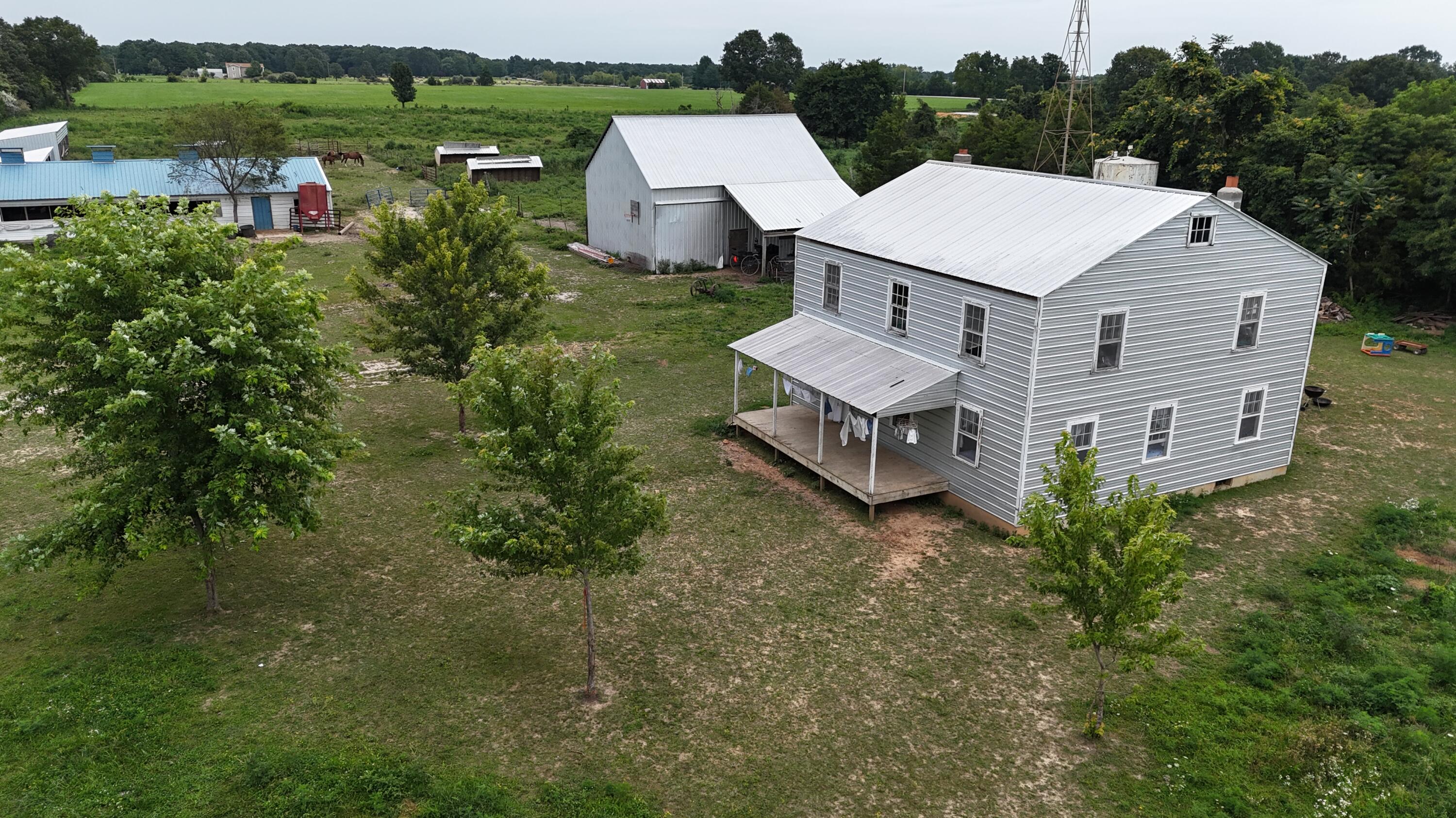 Photo 2 - Residential for sale – 638  Centerpoint Road  Seymour, MO
