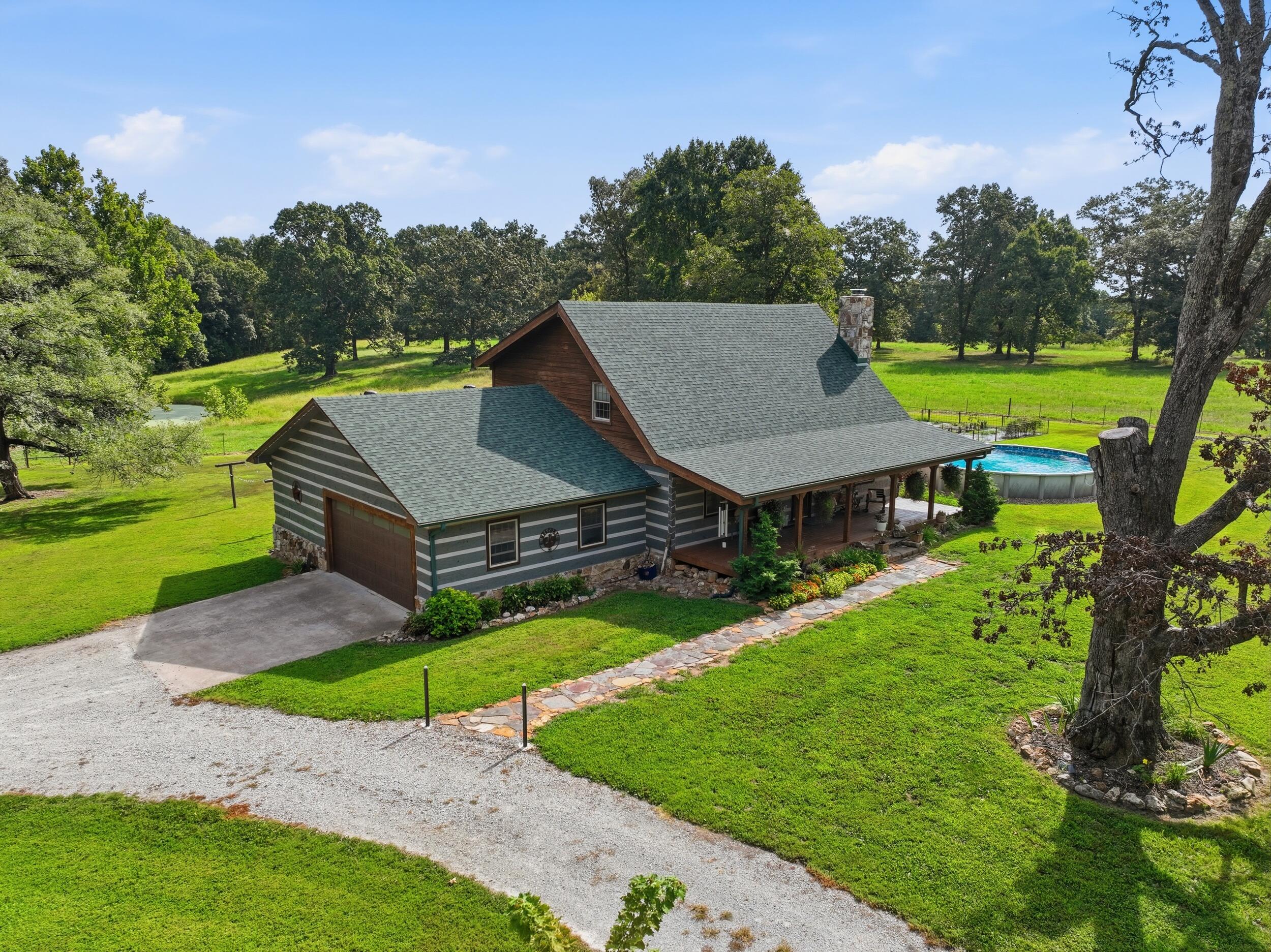 Photo 4 - Farm for sale – 134  Mcintire Road  Caulfield, MO