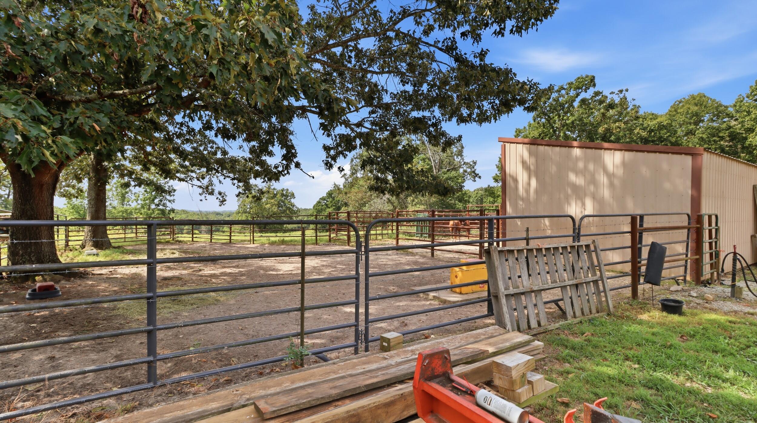 Photo 15 - Farm for sale – 134  Mcintire Road  Caulfield, MO