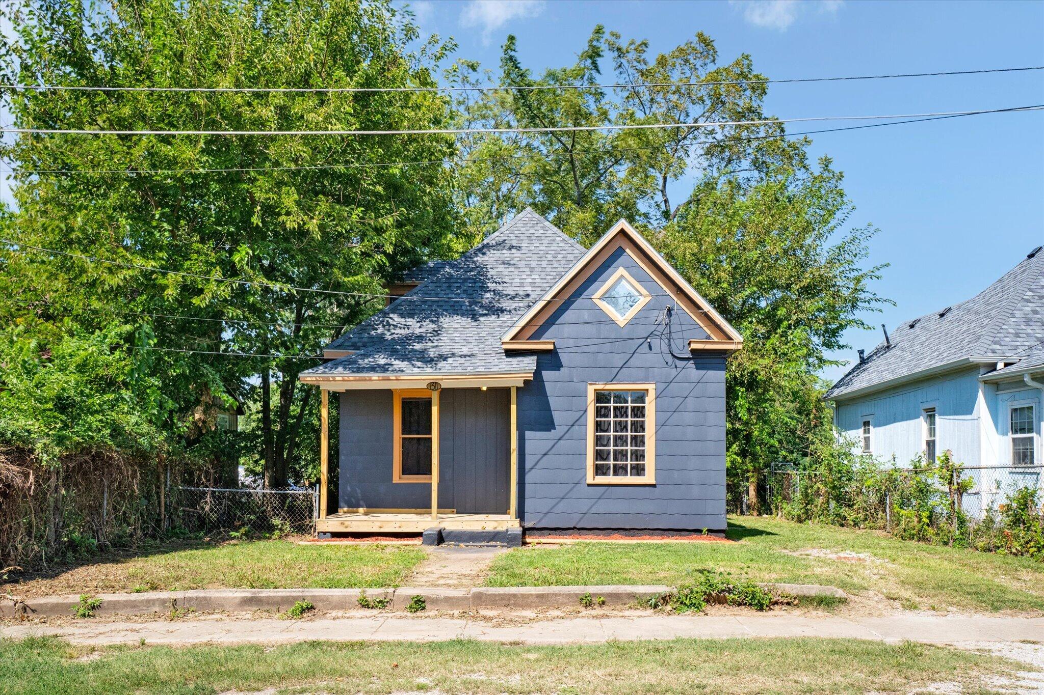 Photo 4 - Residential for sale – 1311 N Johnston Avenue  Springfield, MO
