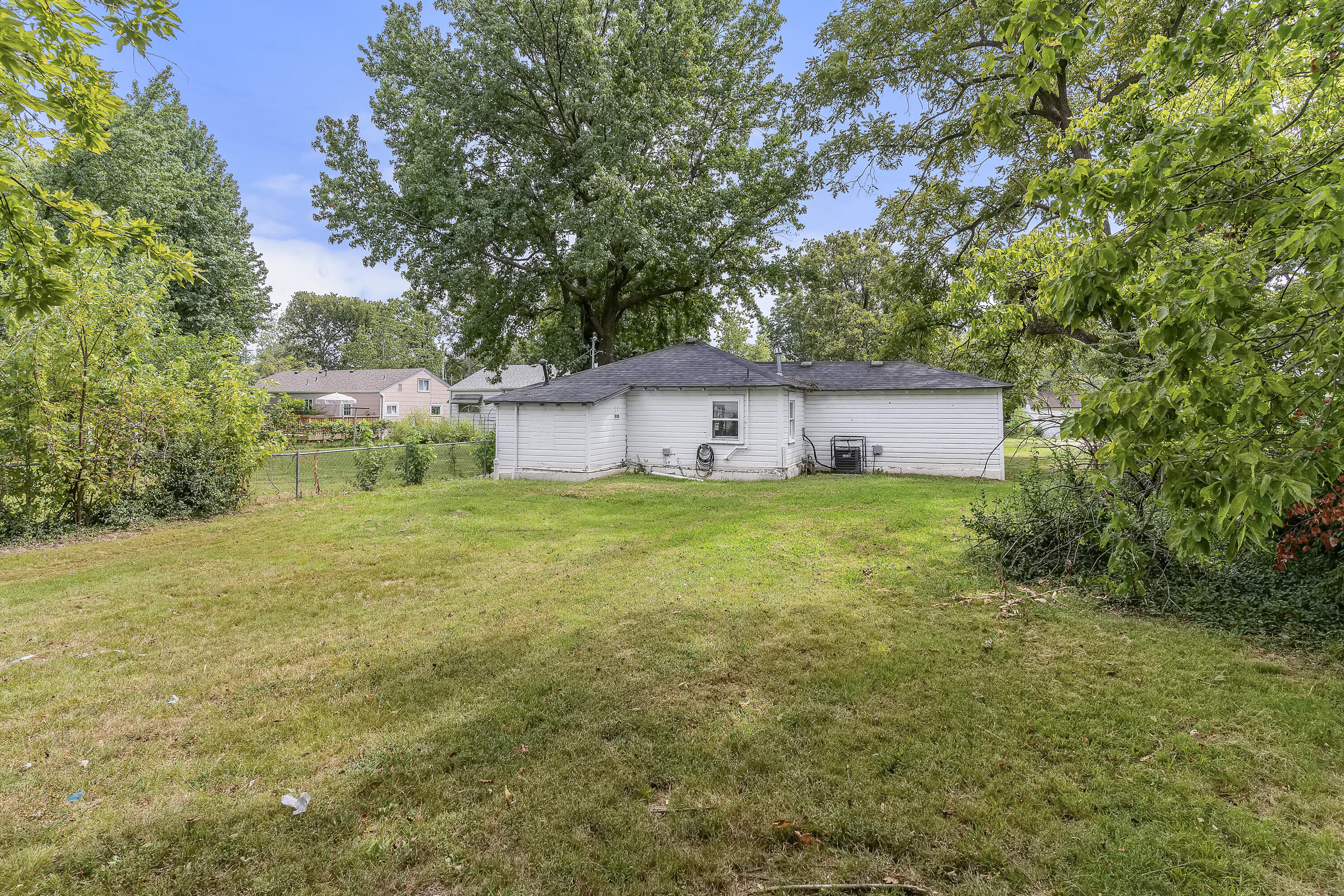 Photo 20 - Residential for sale – 1815 W Webster Street  Springfield, MO