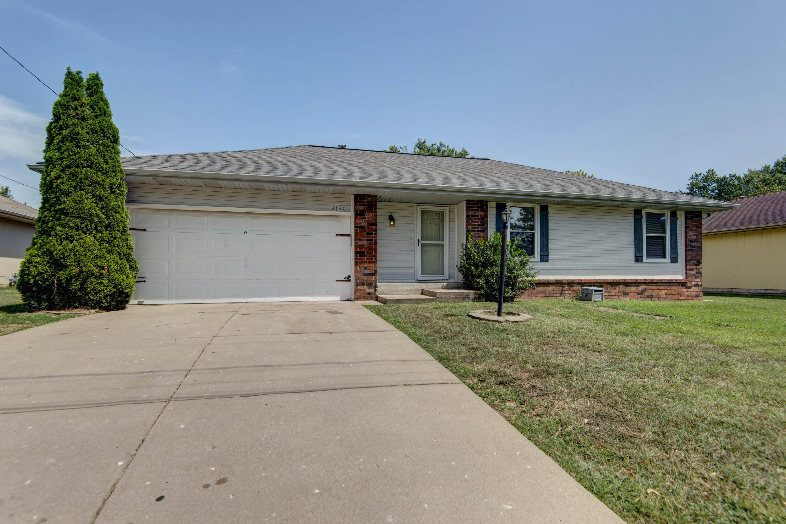 Photo 3 - Residential for sale – 2120 S Golden Avenue  Springfield, MO