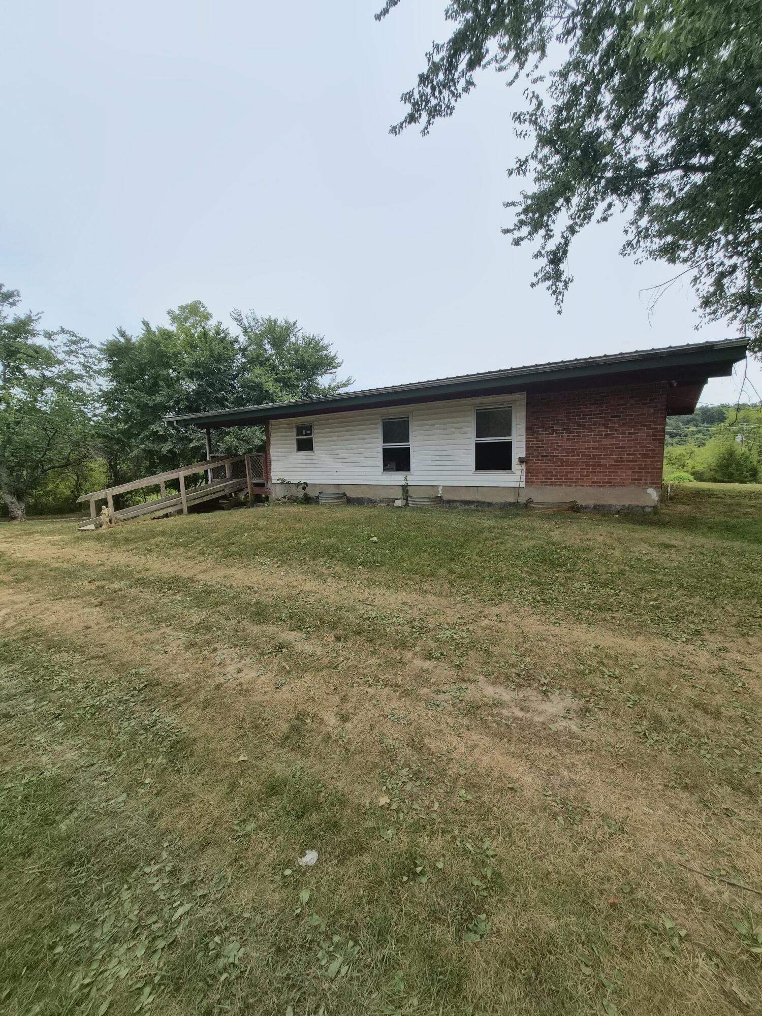 Photo 26 - Residential for sale – 2700  Westbrook Drive  Mansfield, MO