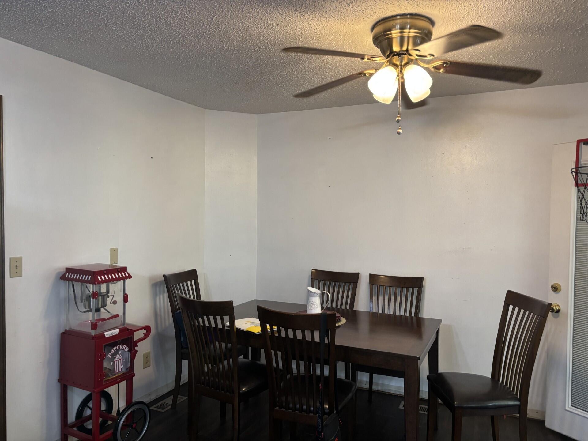Photo 10 - Residential for sale – 807 S Ripley Street  Neosho, MO