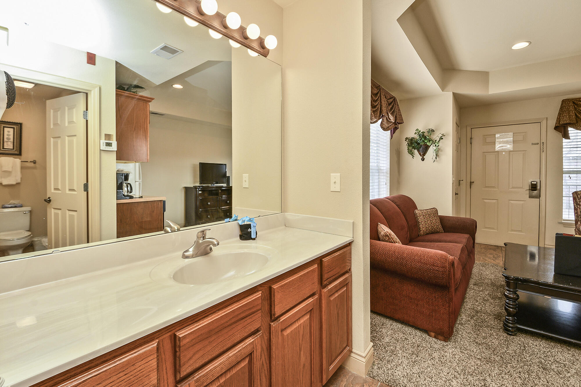 Photo 13 - Residential for sale – 201  Golfview Drive  Branson, MO