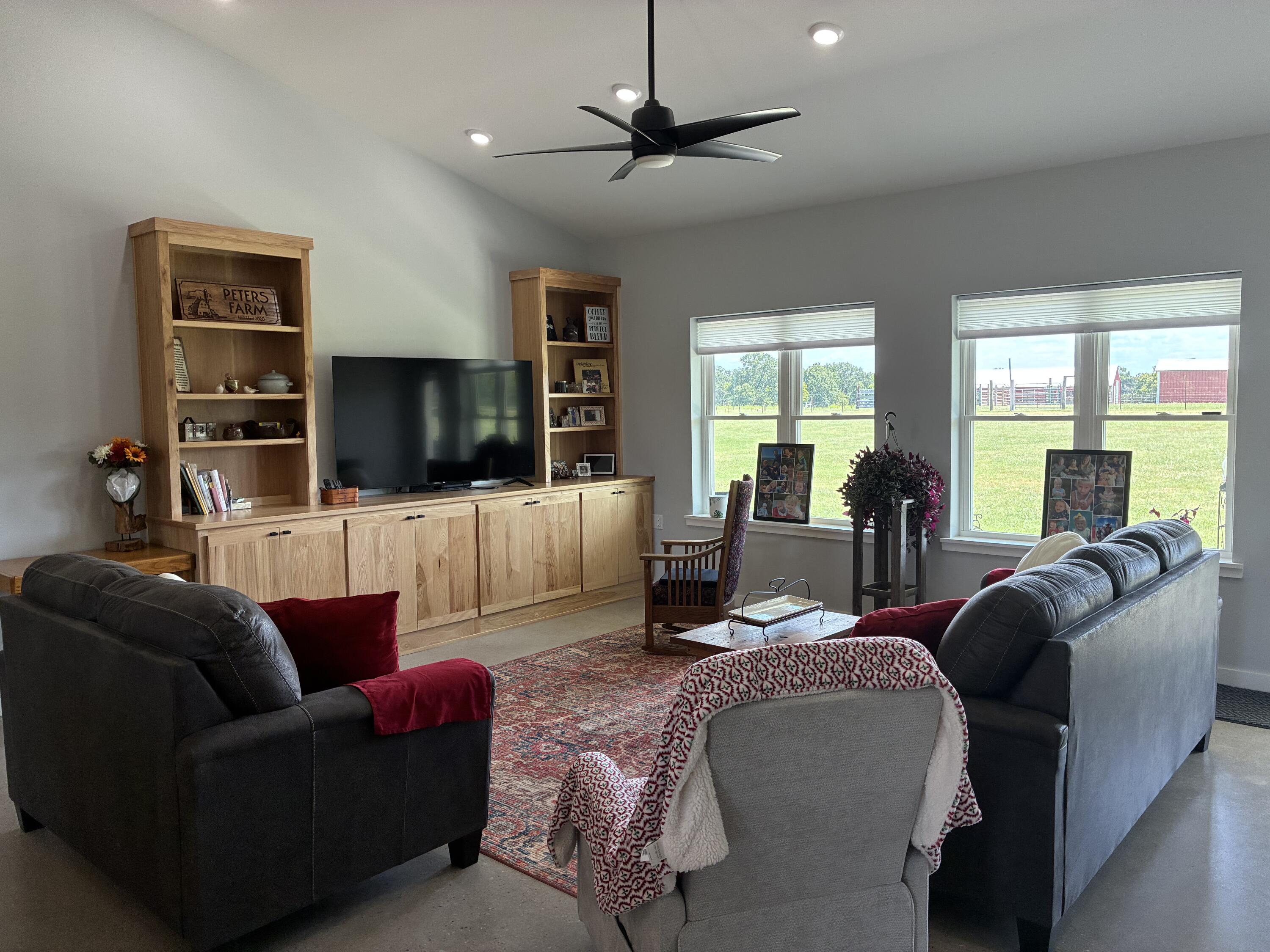 Photo 15 - Residential for sale – 17169 N White Oak Ridge Road  Pea Ridge, AR