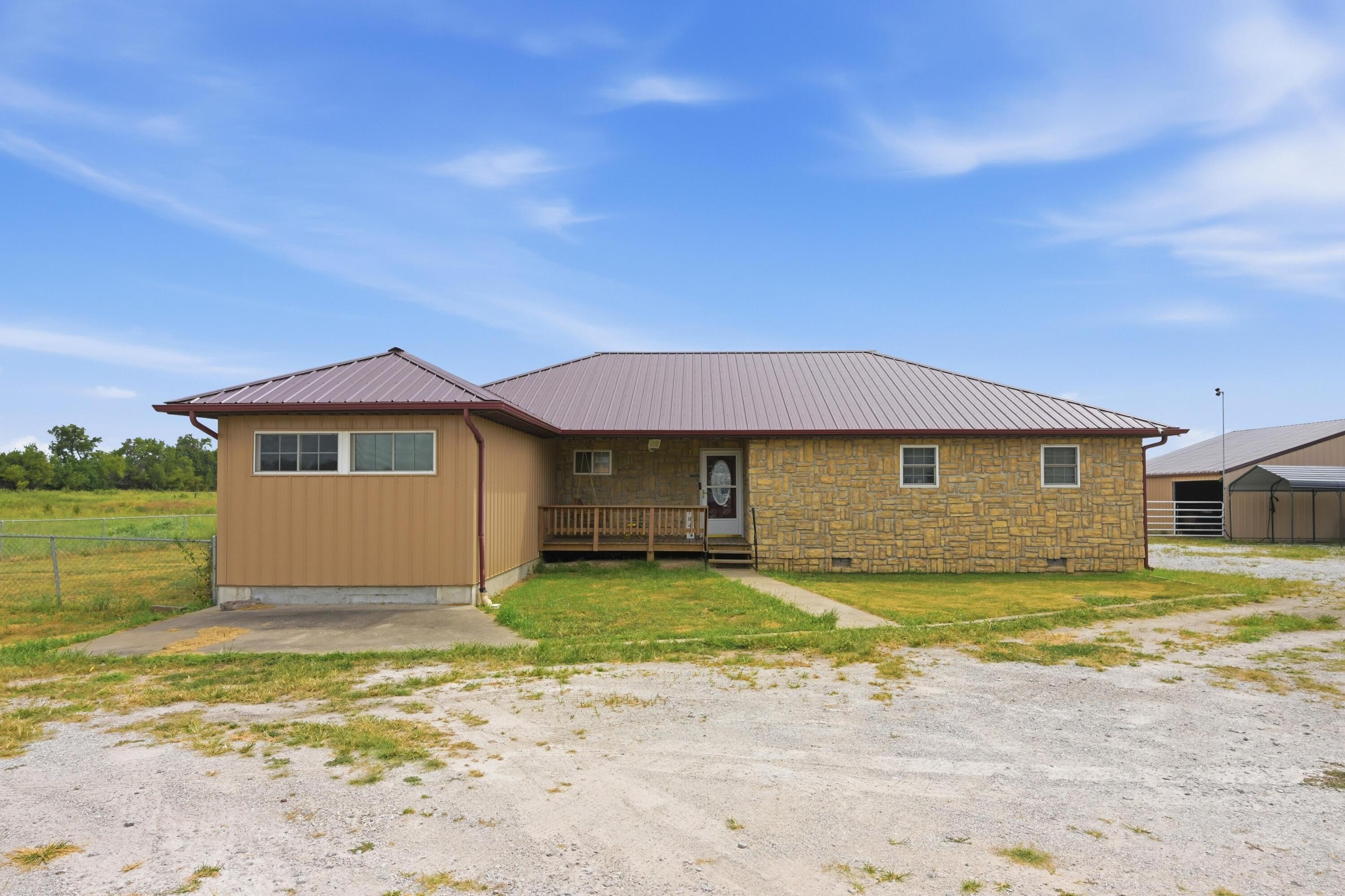 Photo 3 - Residential for sale – 7848  Blackberry Road  Sarcoxie, MO