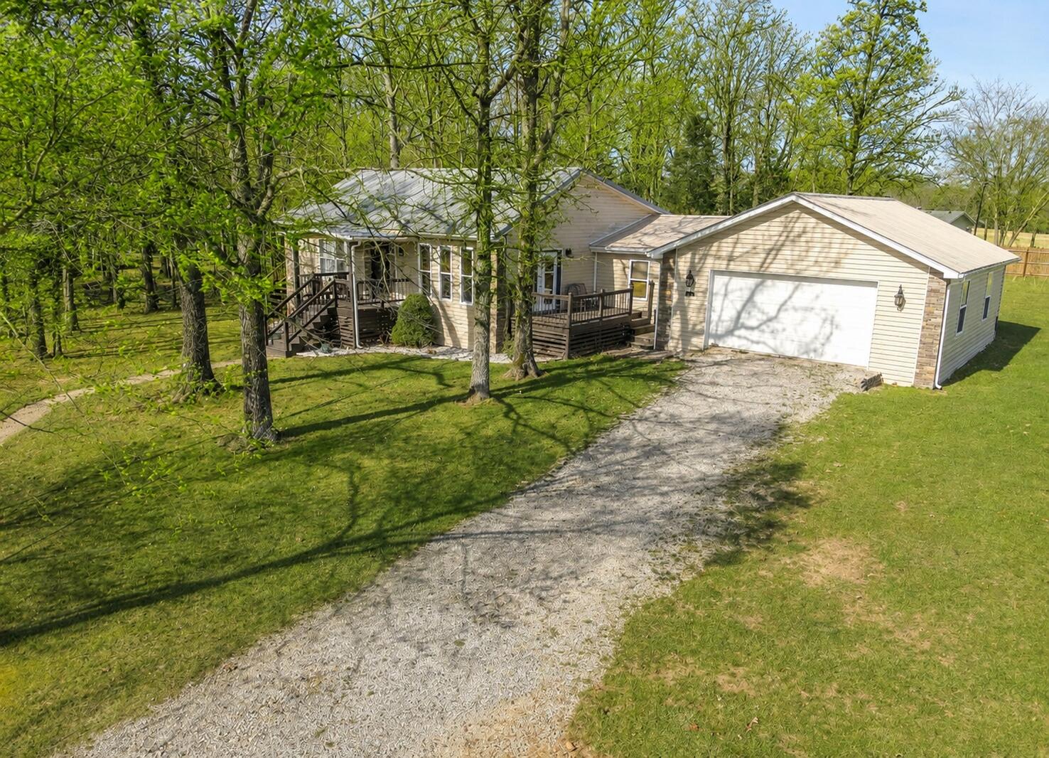 Photo 8 - Residential for sale – # 4707  Private Road 5127   Willow Springs, MO