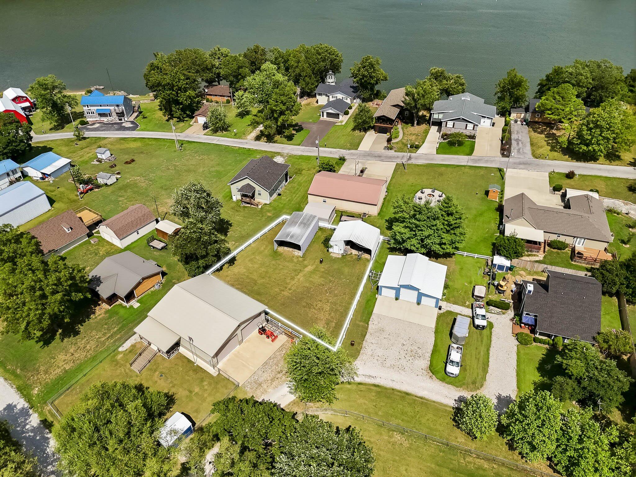 Photo 8 - Residential for sale – 3312  Long Bend Road  Galena, MO