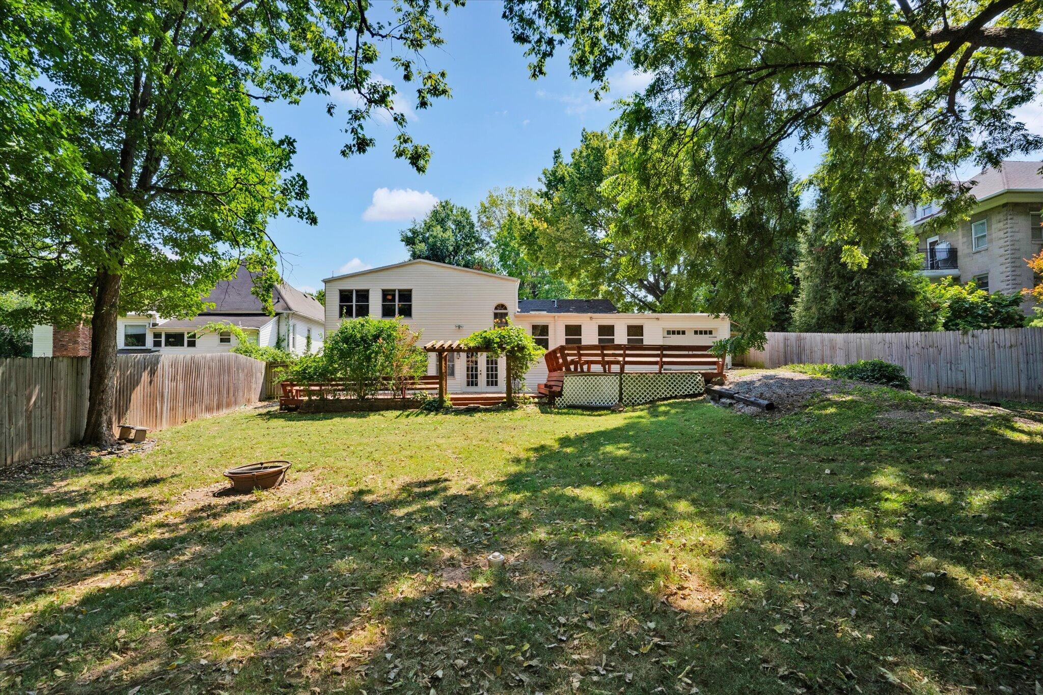 Photo 3 - Residential for sale – 1345 E Walnut Street  Springfield, MO