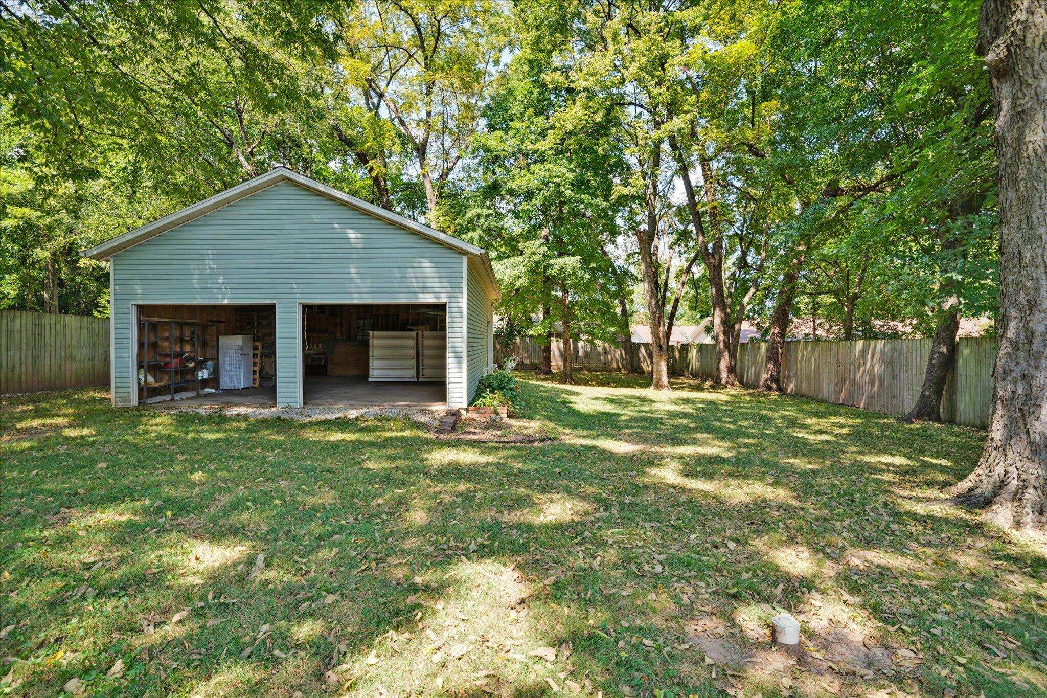 Photo 30 - Residential for sale – 1345 E Walnut Street  Springfield, MO
